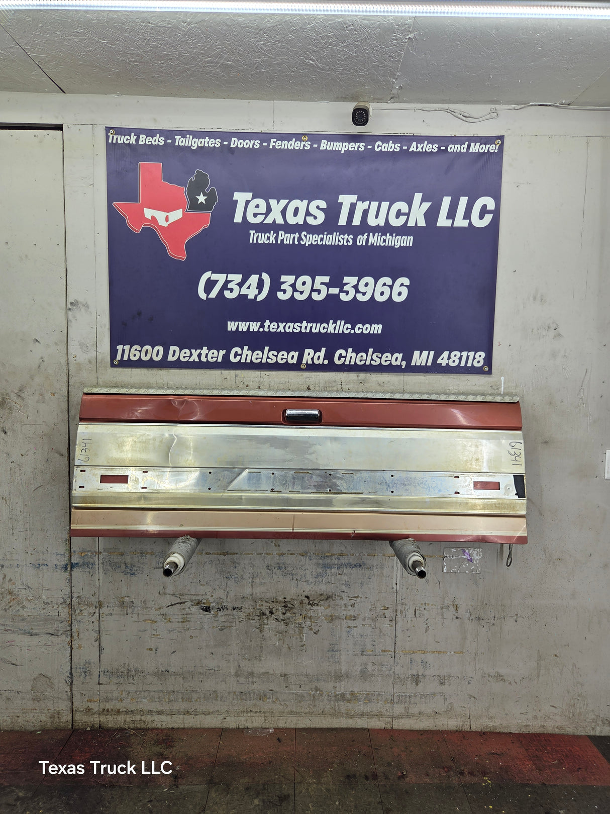 1980-1986 Bullnose / Bricknose / OBS Ford F100 F150 F250 F350 Tailgate