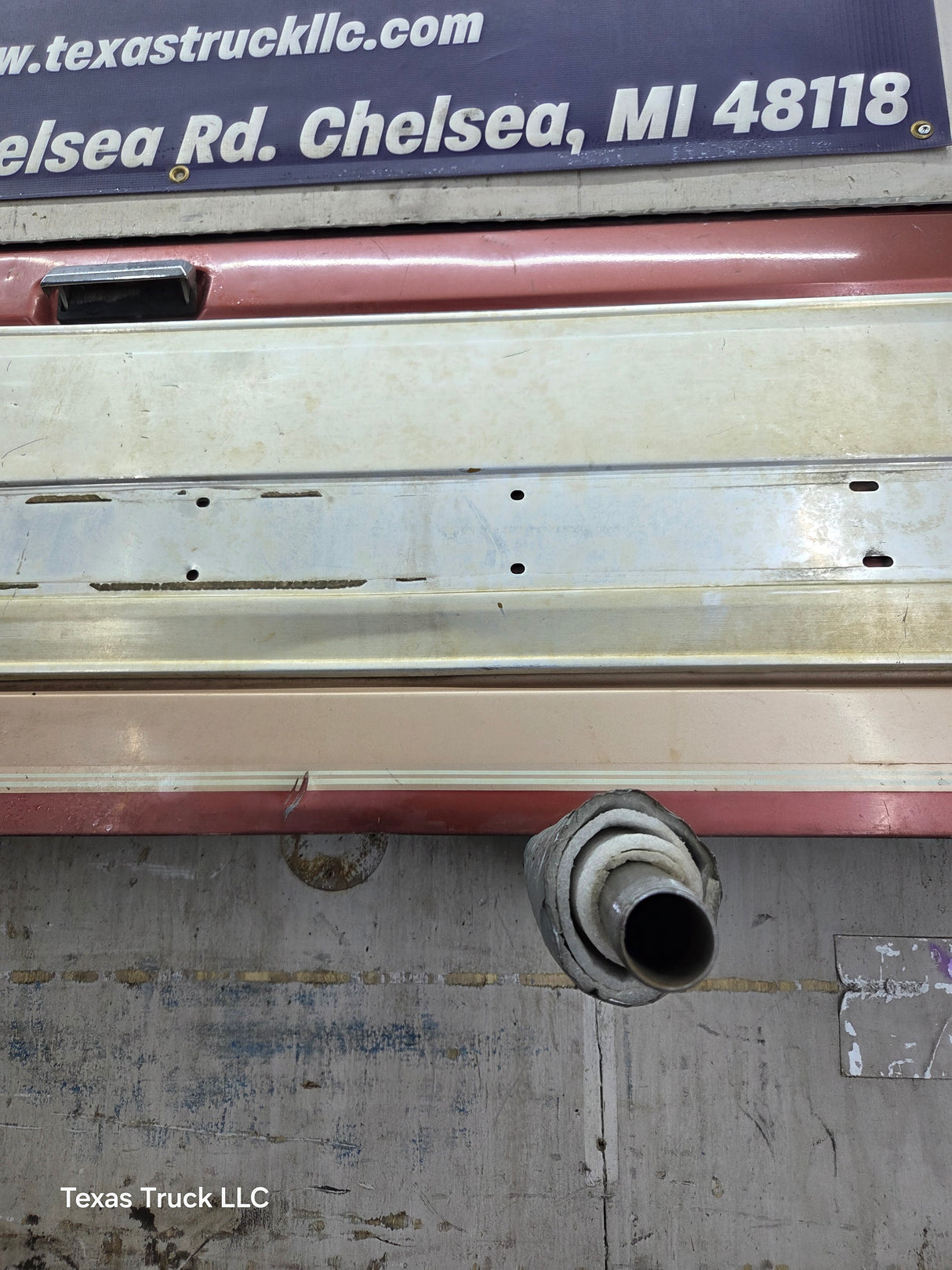 1980-1986 Bullnose / Bricknose / OBS Ford F100 F150 F250 F350 Tailgate