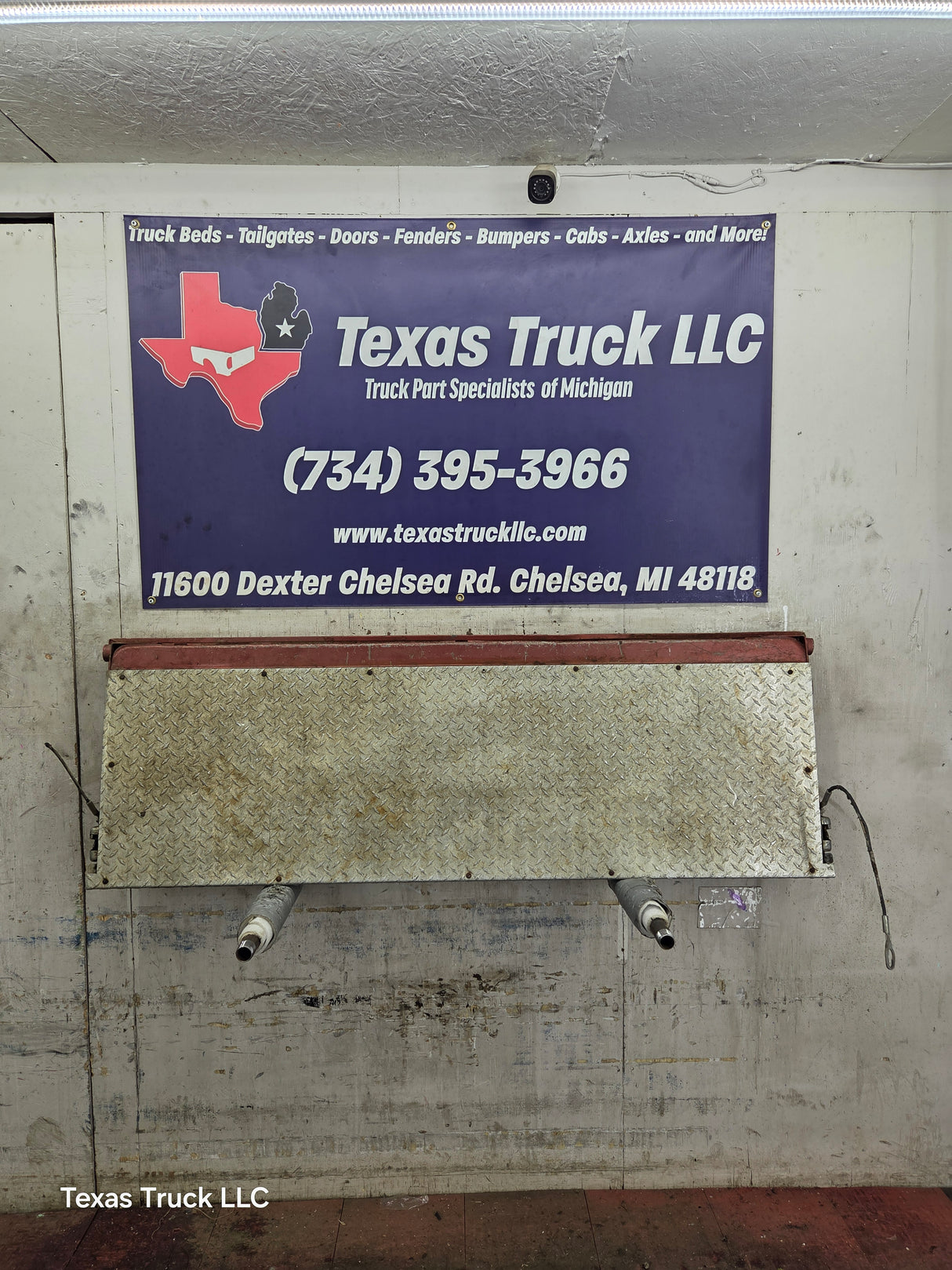 1980-1986 Bullnose / Bricknose / OBS Ford F100 F150 F250 F350 Tailgate