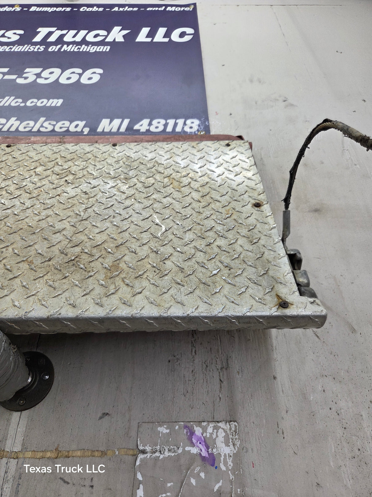 1980-1986 Bullnose / Bricknose / OBS Ford F100 F150 F250 F350 Tailgate