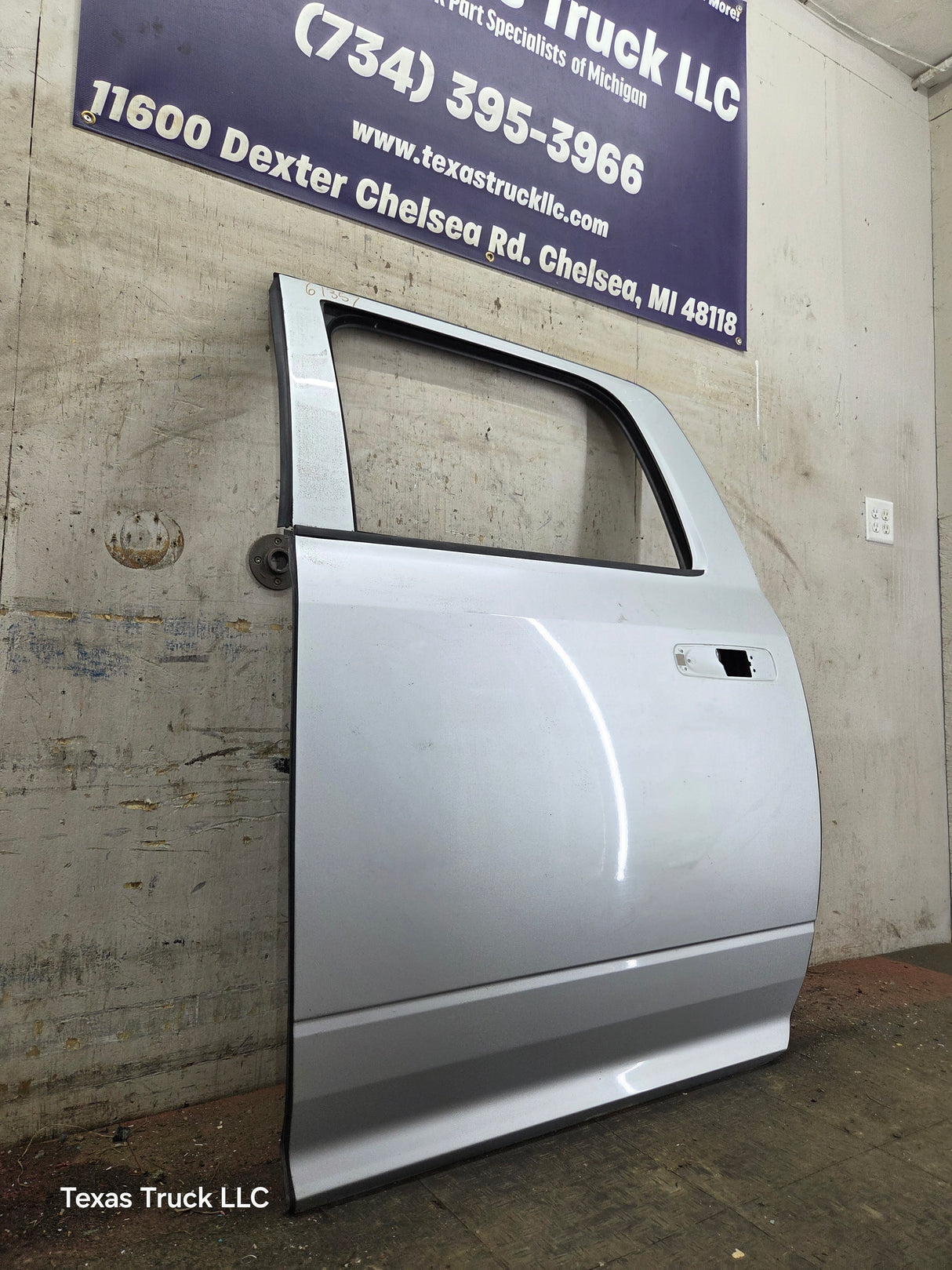 2009-2018 Dodge Ram 4th Gen LH Driver Side Rear CREW Cab Door 1500 2500 3500 4500 5500