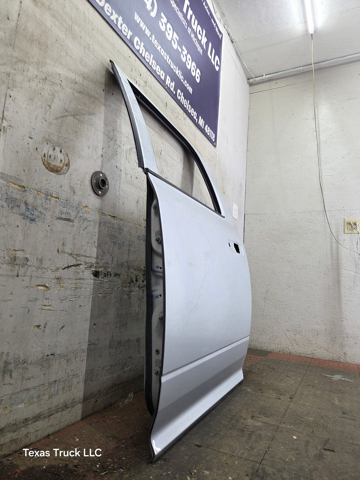 2009-2018 Dodge Ram 4th Gen LH Driver Side Rear CREW Cab Door 1500 2500 3500 4500 5500