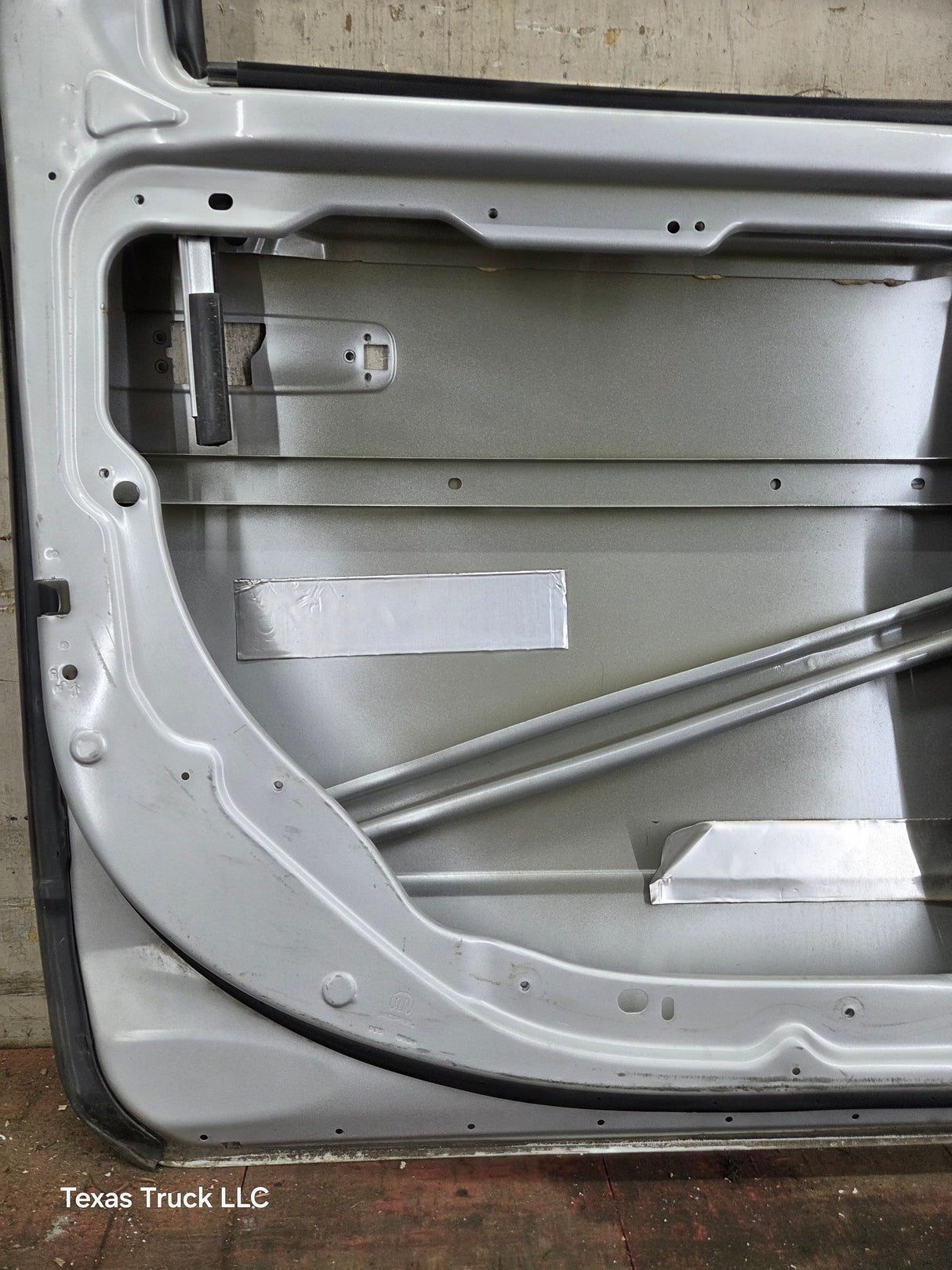 2009-2018 Dodge Ram 4th Gen LH Driver Side Rear CREW Cab Door 1500 2500 3500 4500 5500