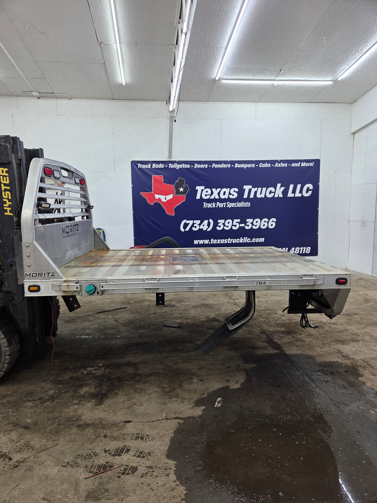8' Aluminum Flatbed Single Rear Wheel Universal Off A Ford Super Duty