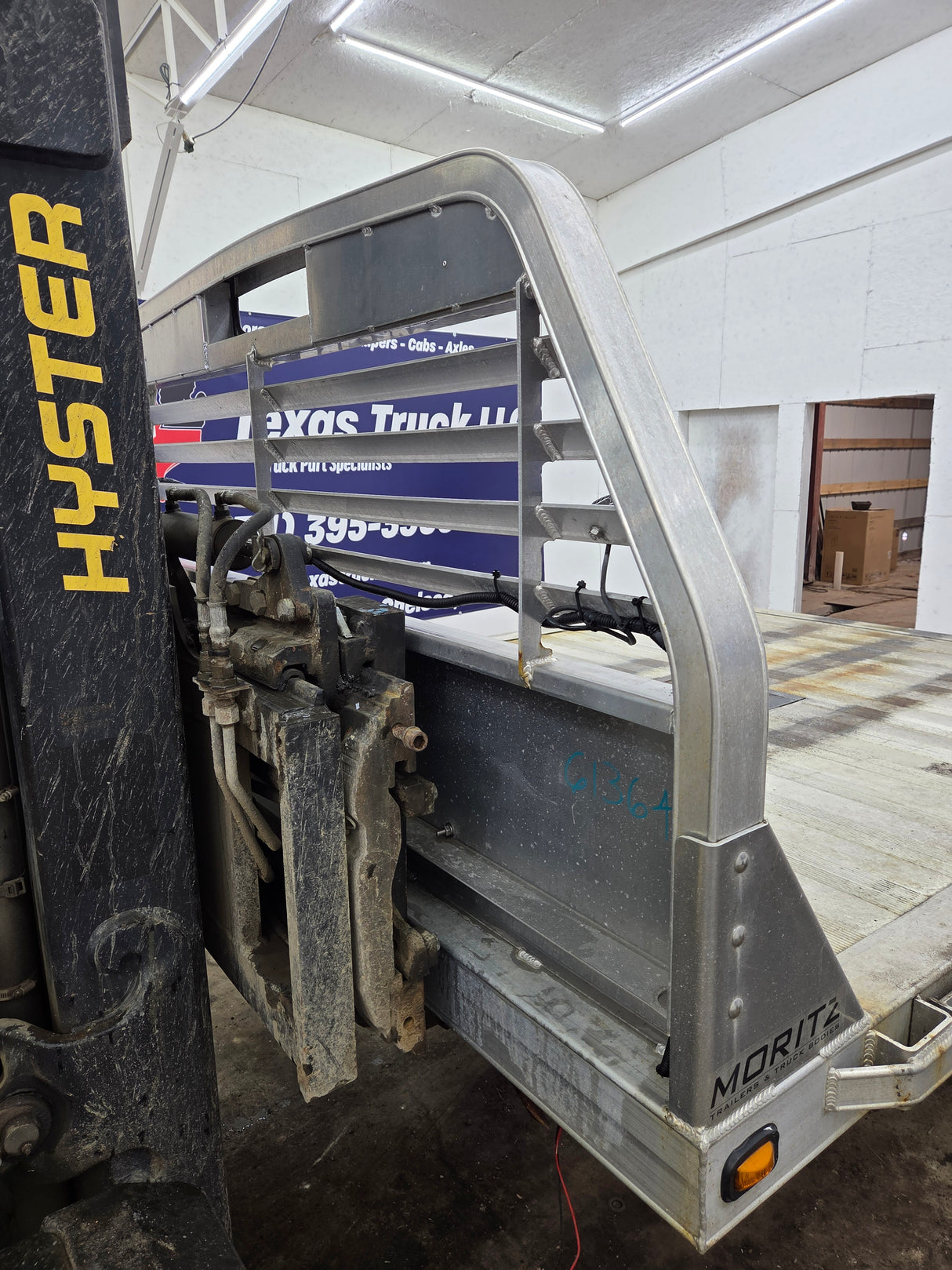 8' Aluminum Flatbed Single Rear Wheel Universal Off A Ford Super Duty