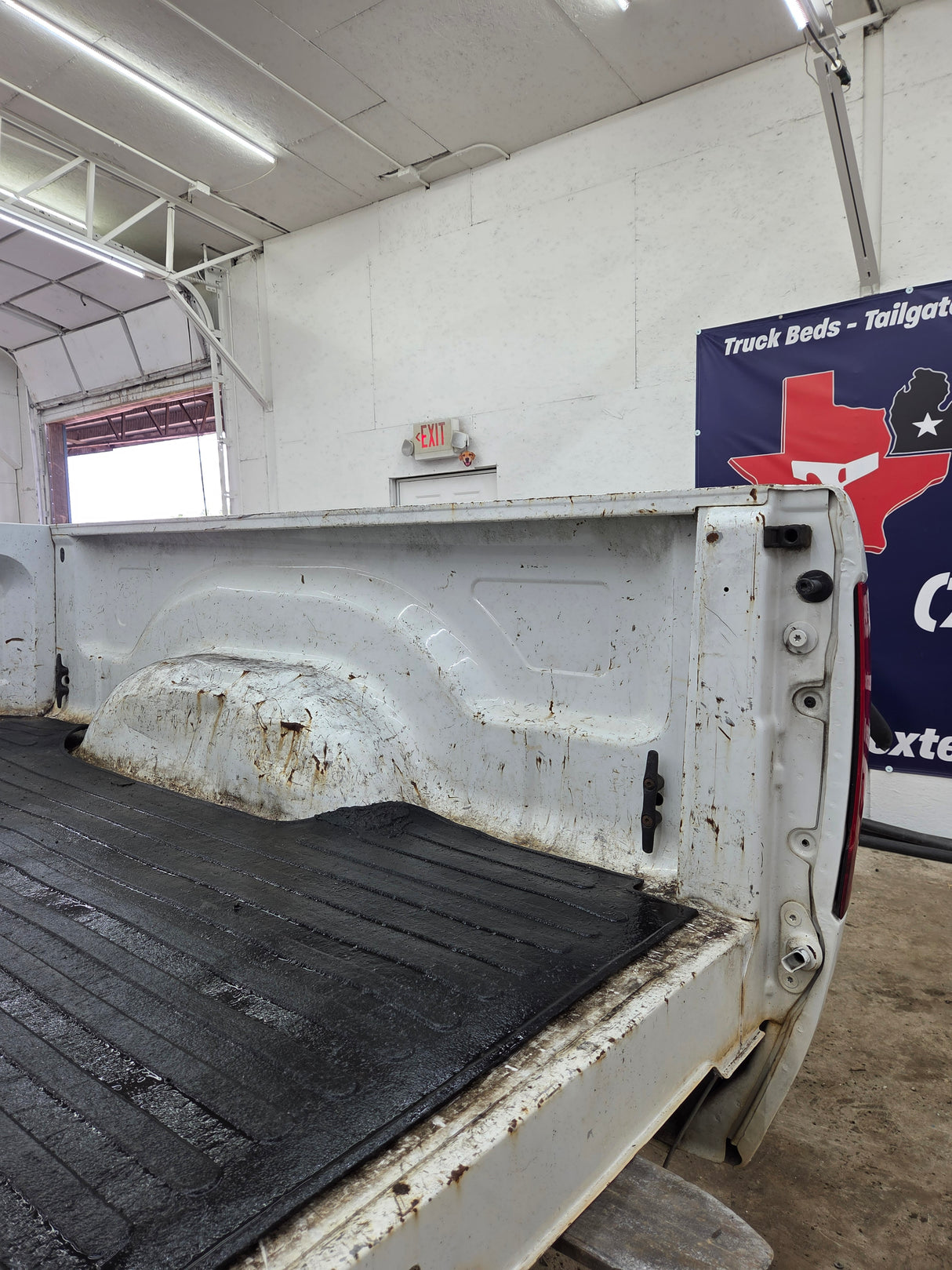 2003-2008 Dodge Ram 1500 2500 3500 3rd Gen 6' 4" Short Truck Bed