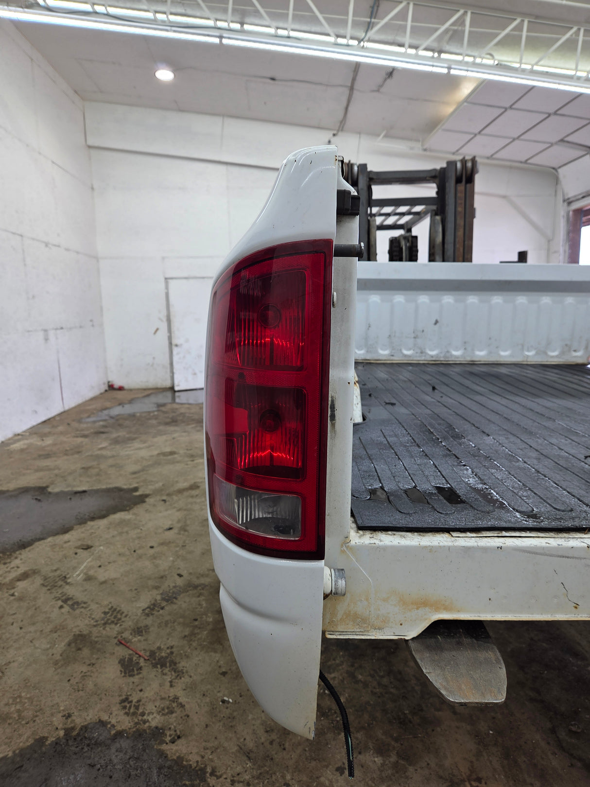 2003-2008 Dodge Ram 1500 2500 3500 3rd Gen 6' 4" Short Truck Bed