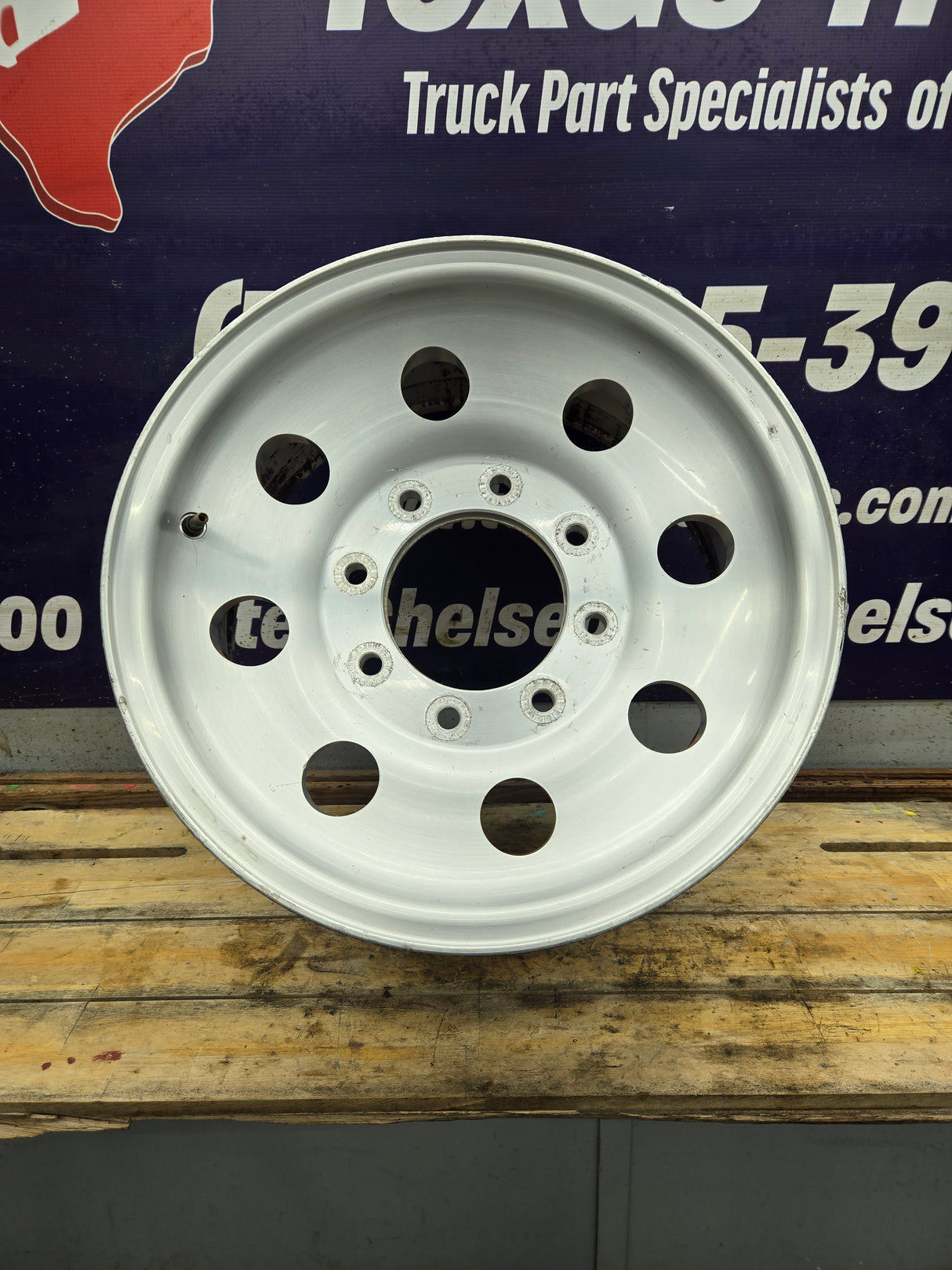 1999-2004 Ford F250 F350 Super Duty Excursion 16 x 7" Brushed Aluminum Wheel Rim 8 x 170