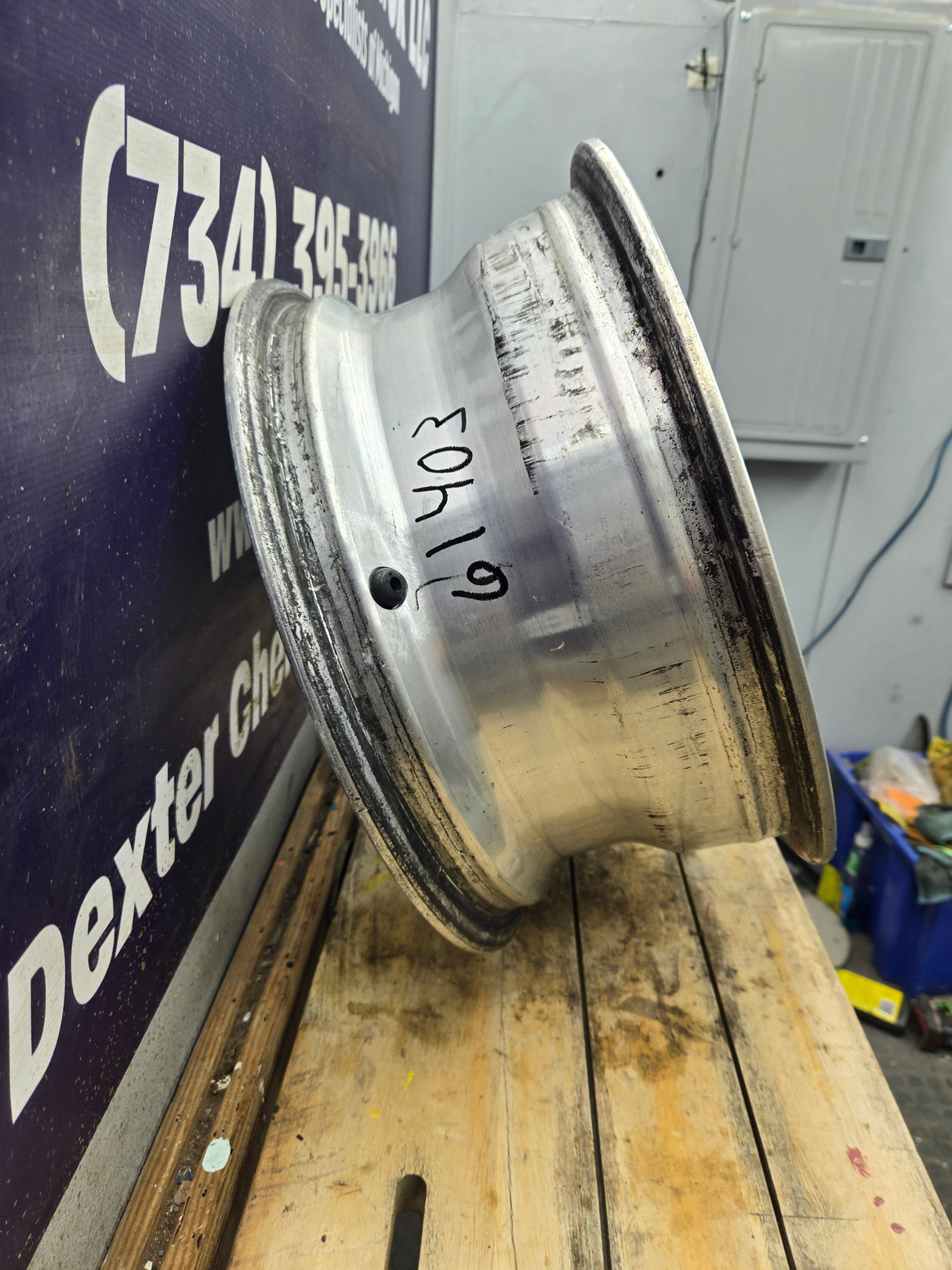 1999-2004 Ford F250 F350 Super Duty Excursion 16" Polished Aluminum Wheel Rim