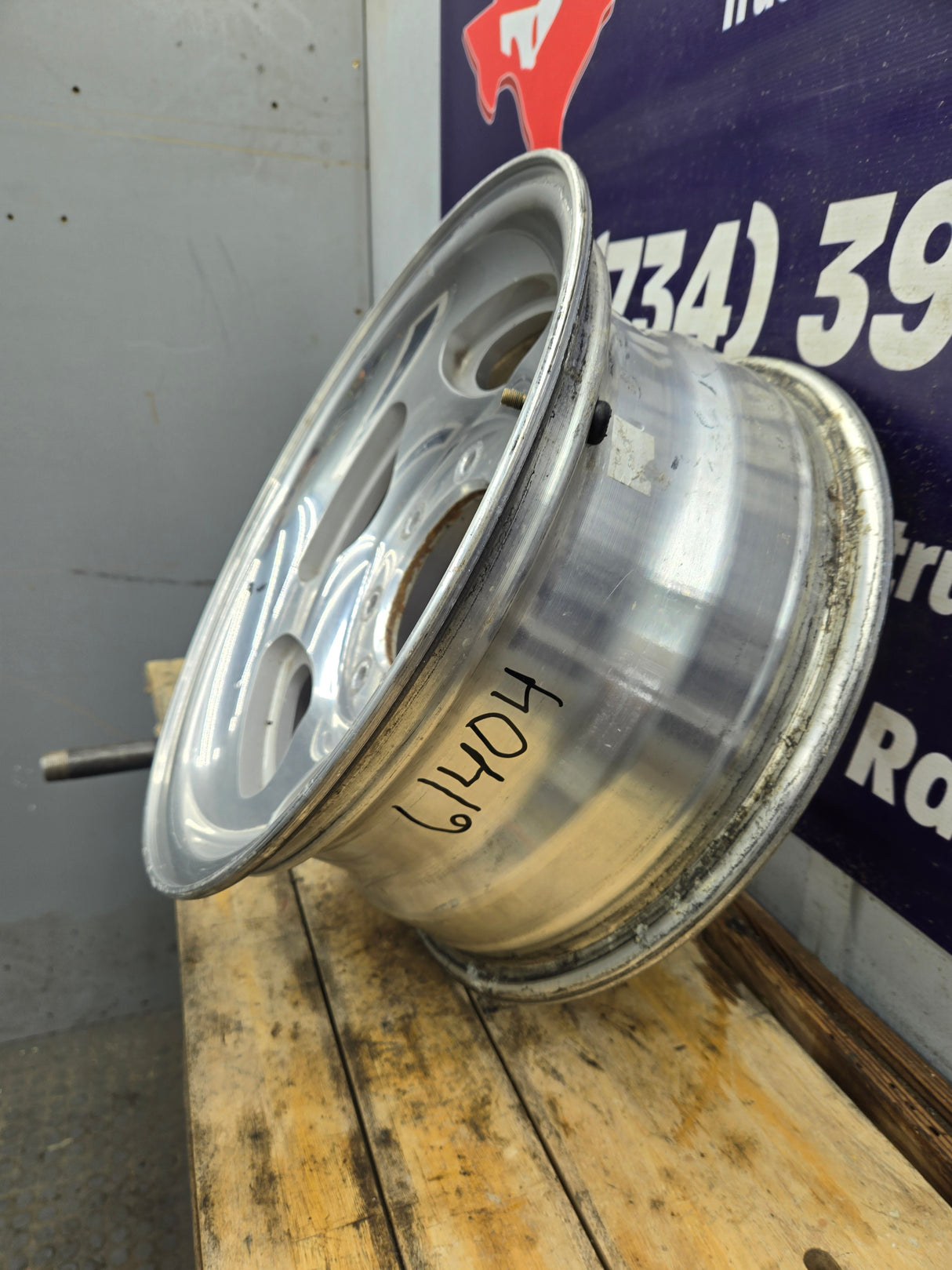1999-2004 Ford F250 F350 Super Duty Excursion 16" Polished Aluminum Wheel Rim