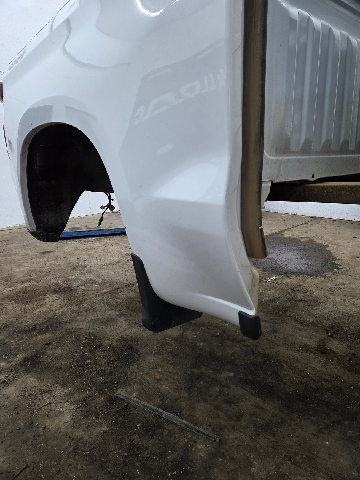 2019-2026 Chevrolet Silverado 1500 5'9" Short Truck Bed