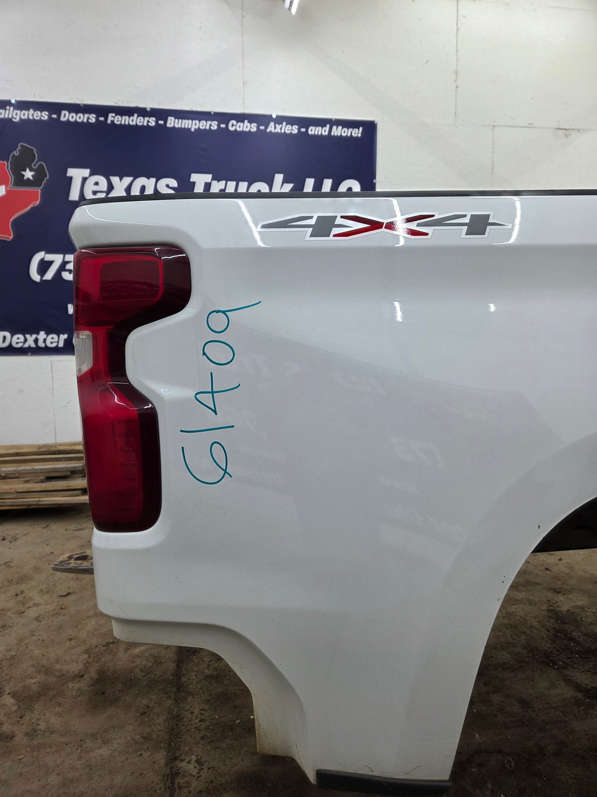 2019-2026 Chevrolet Silverado 1500 5'9" Short Truck Bed