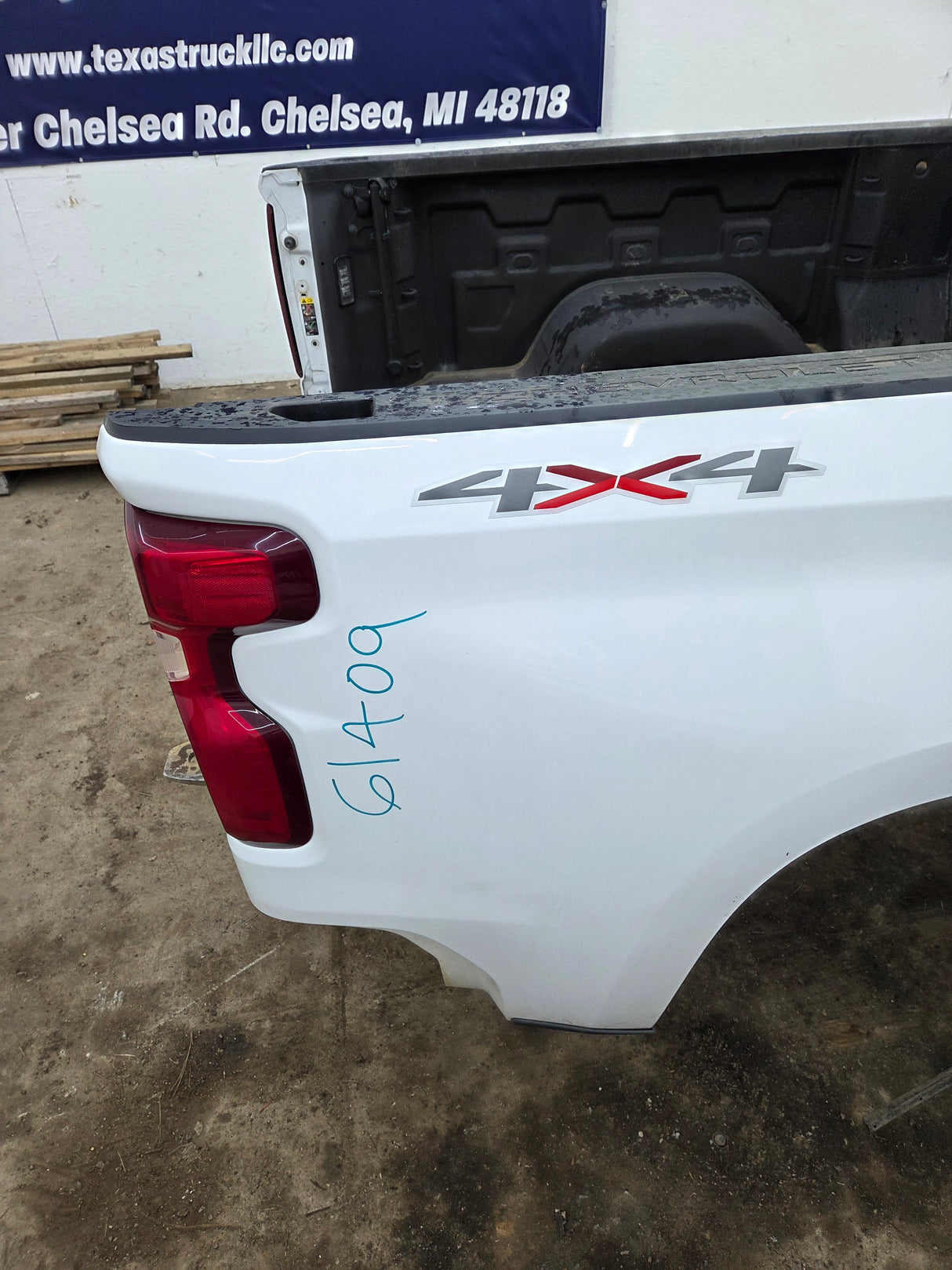 2019-2026 Chevrolet Silverado 1500 5'9" Short Truck Bed