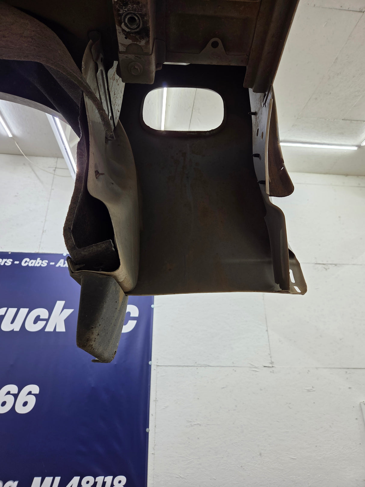 2019-2026 Chevrolet Silverado 1500 5'9" Short Truck Bed