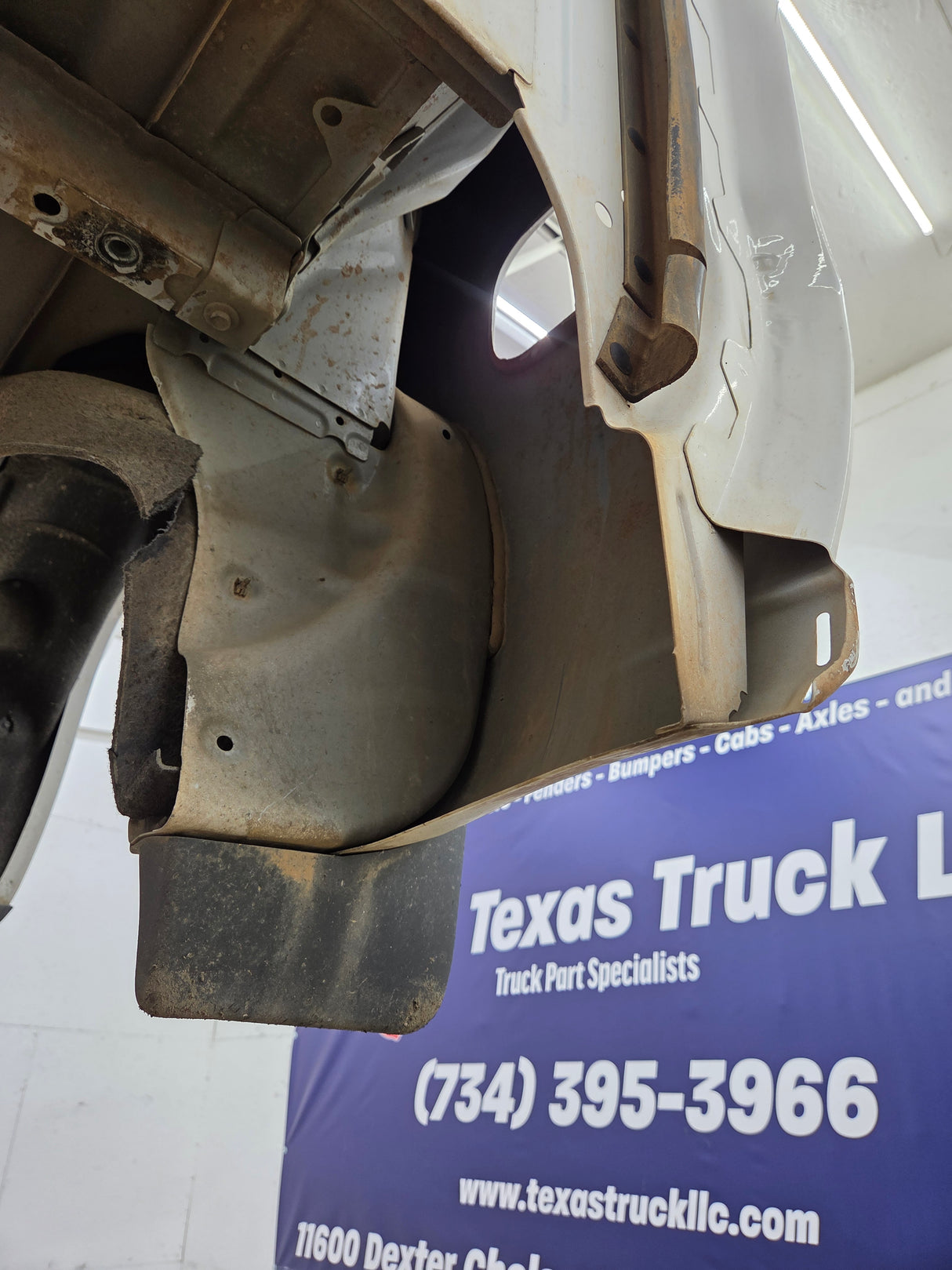 2019-2026 Chevrolet Silverado 1500 5'9" Short Truck Bed