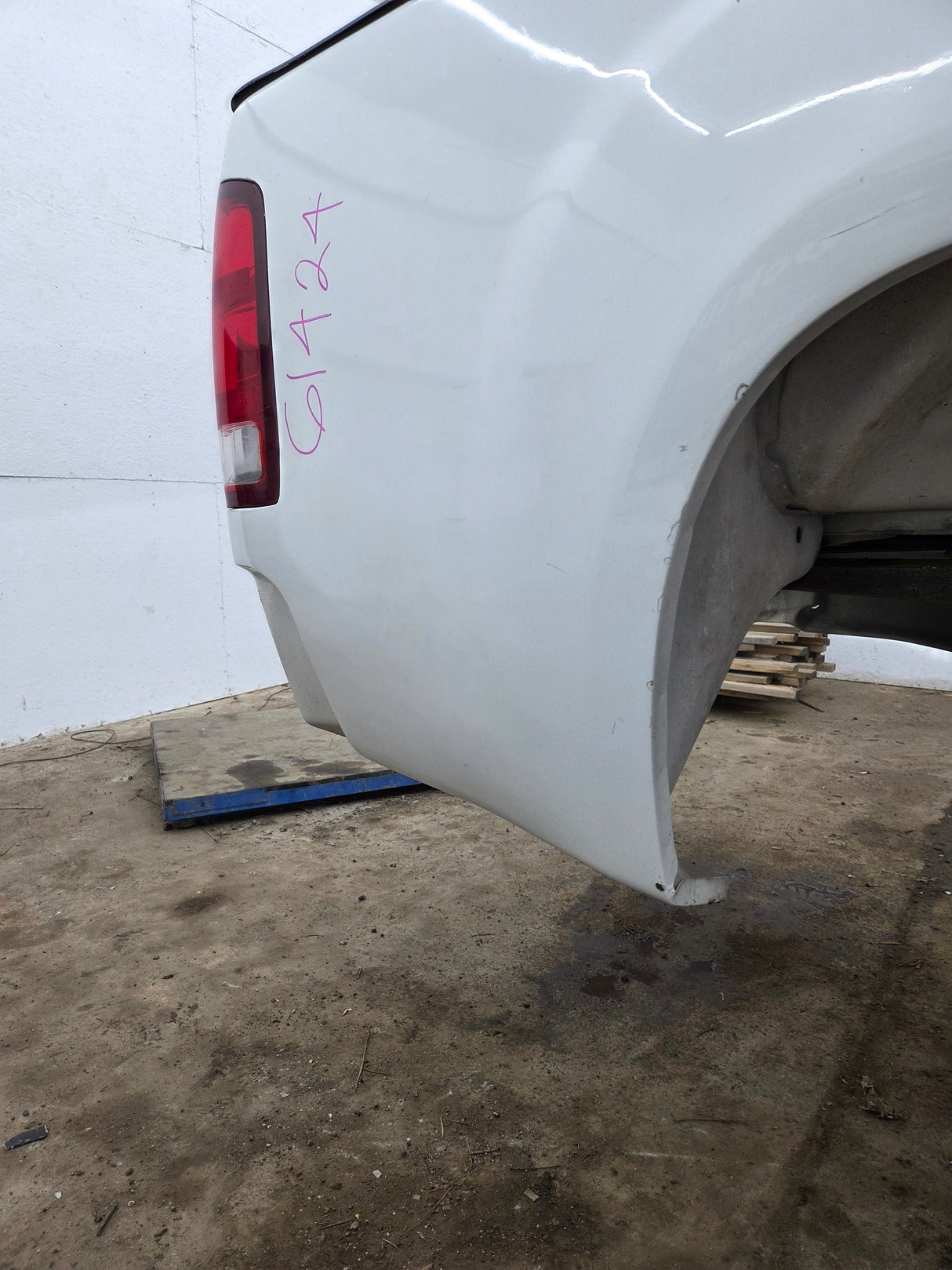 2007-2013 GMC Sierra 1500 2500 3500 HD 8' Long Truck Bed