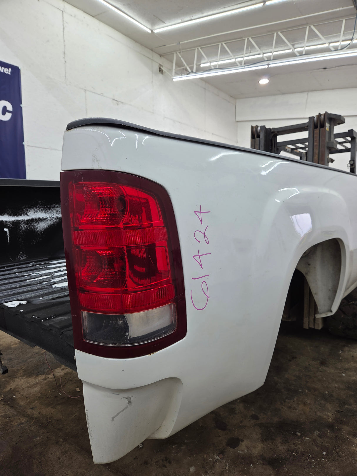 2007-2013 GMC Sierra 1500 2500 3500 HD 8' Long Truck Bed