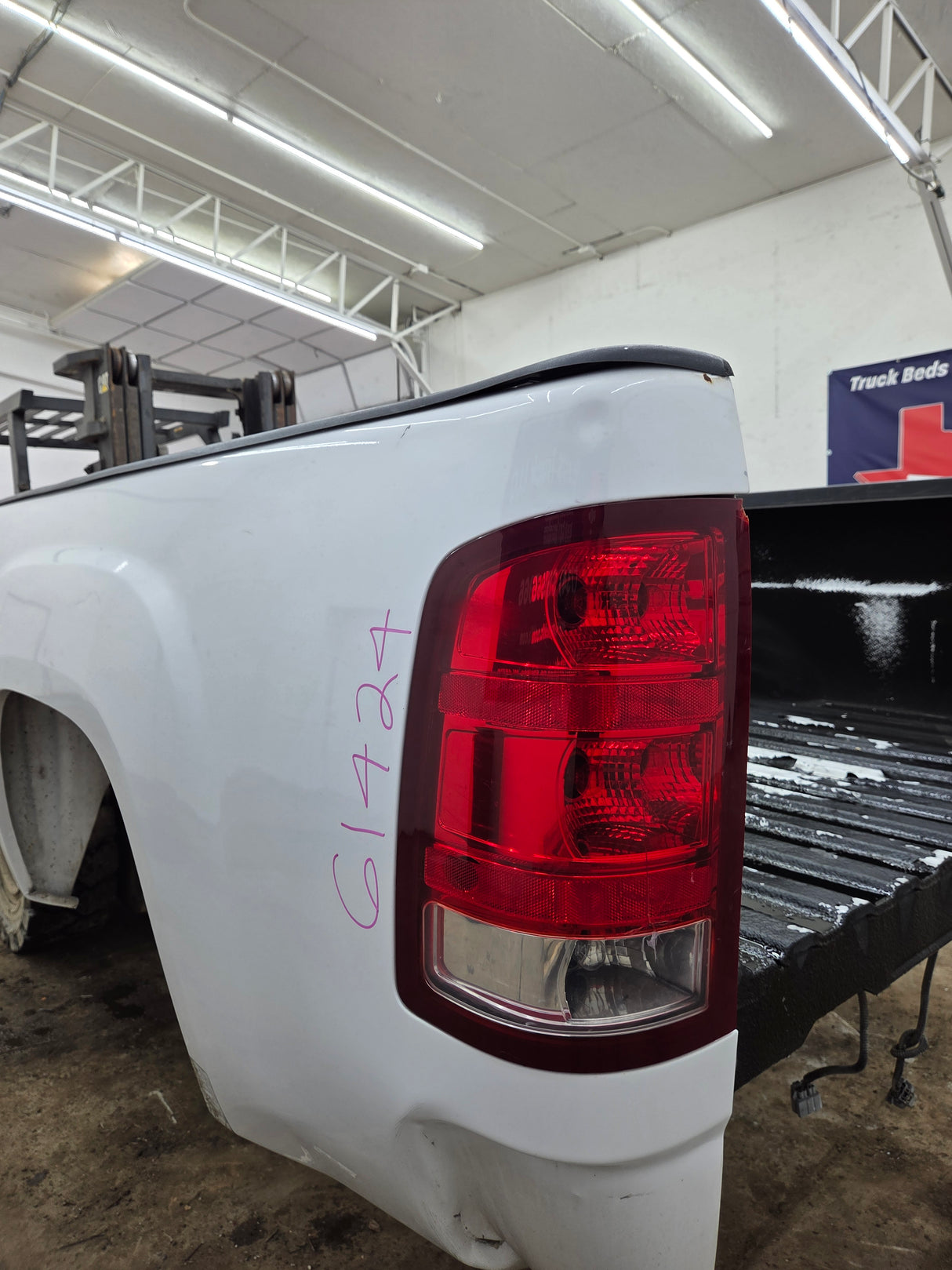 2007-2013 GMC Sierra 1500 2500 3500 HD 8' Long Truck Bed