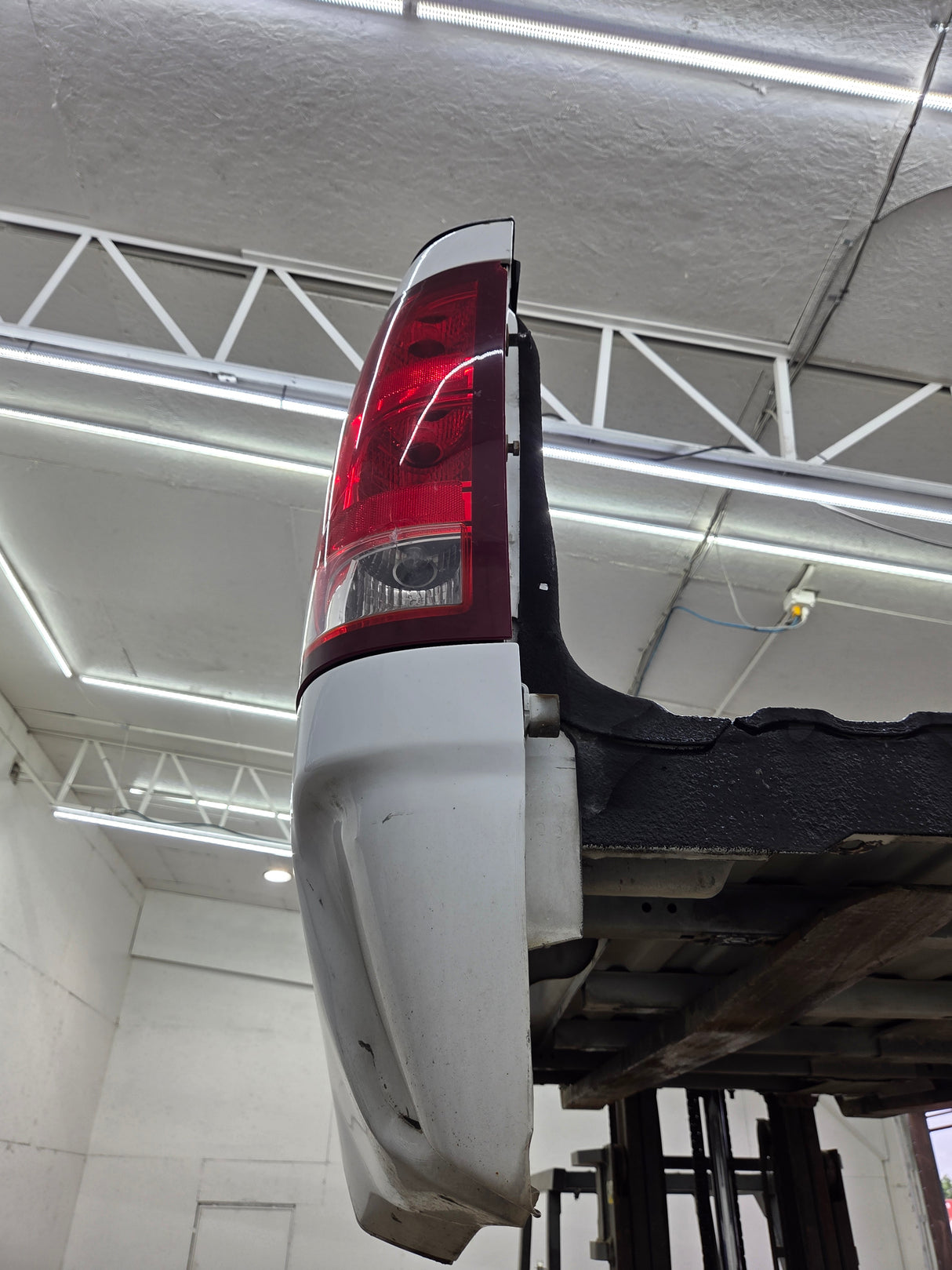 2007-2013 GMC Sierra 1500 2500 3500 HD 8' Long Truck Bed