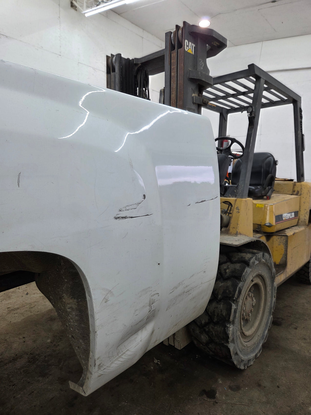 2007-2013 Chevrolet Silverado 1500 2500 3500 HD 6' 6" Short Truck Bed