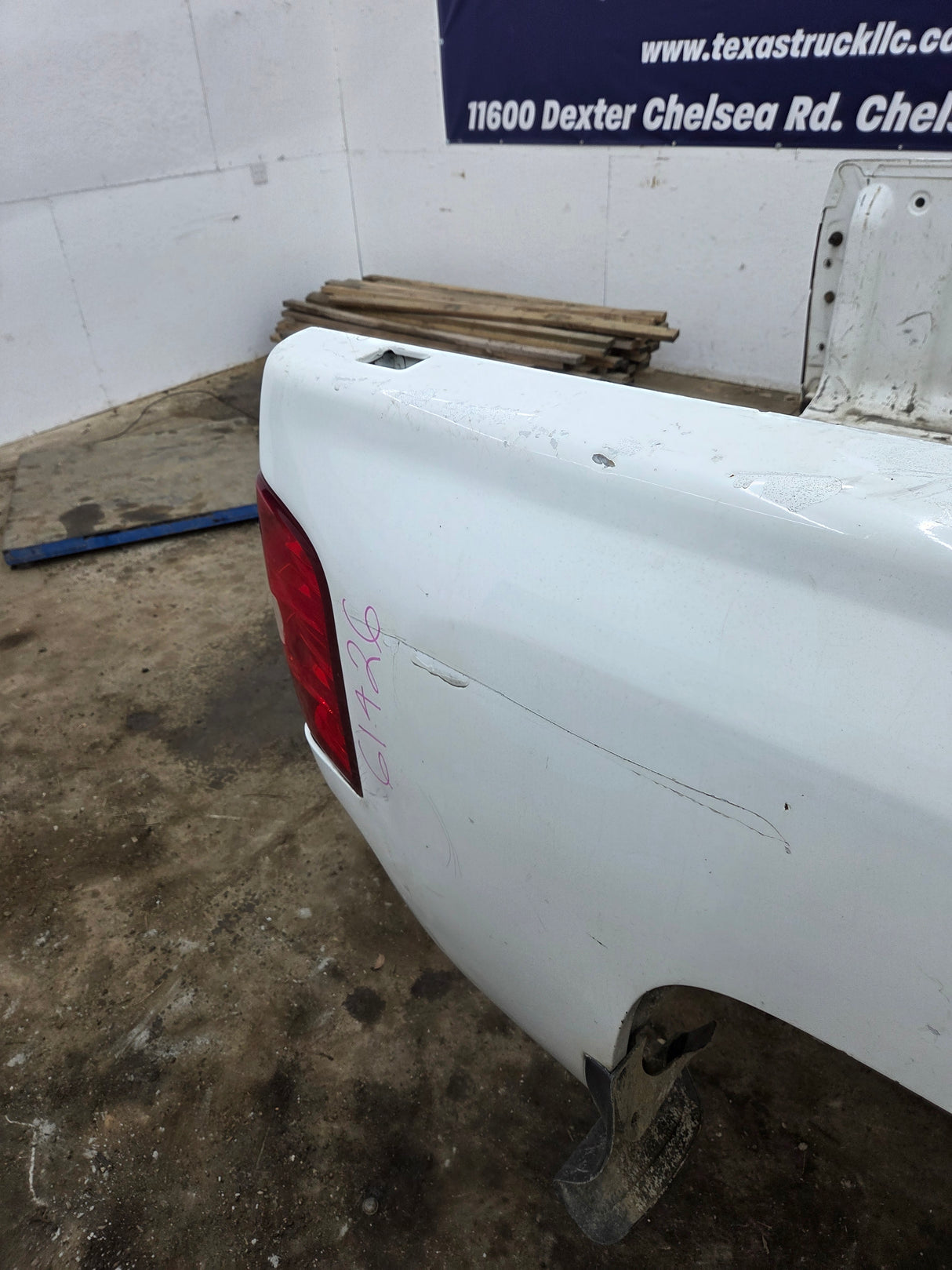 2007-2013 Chevrolet Silverado 1500 2500 3500 HD 6' 6" Short Truck Bed