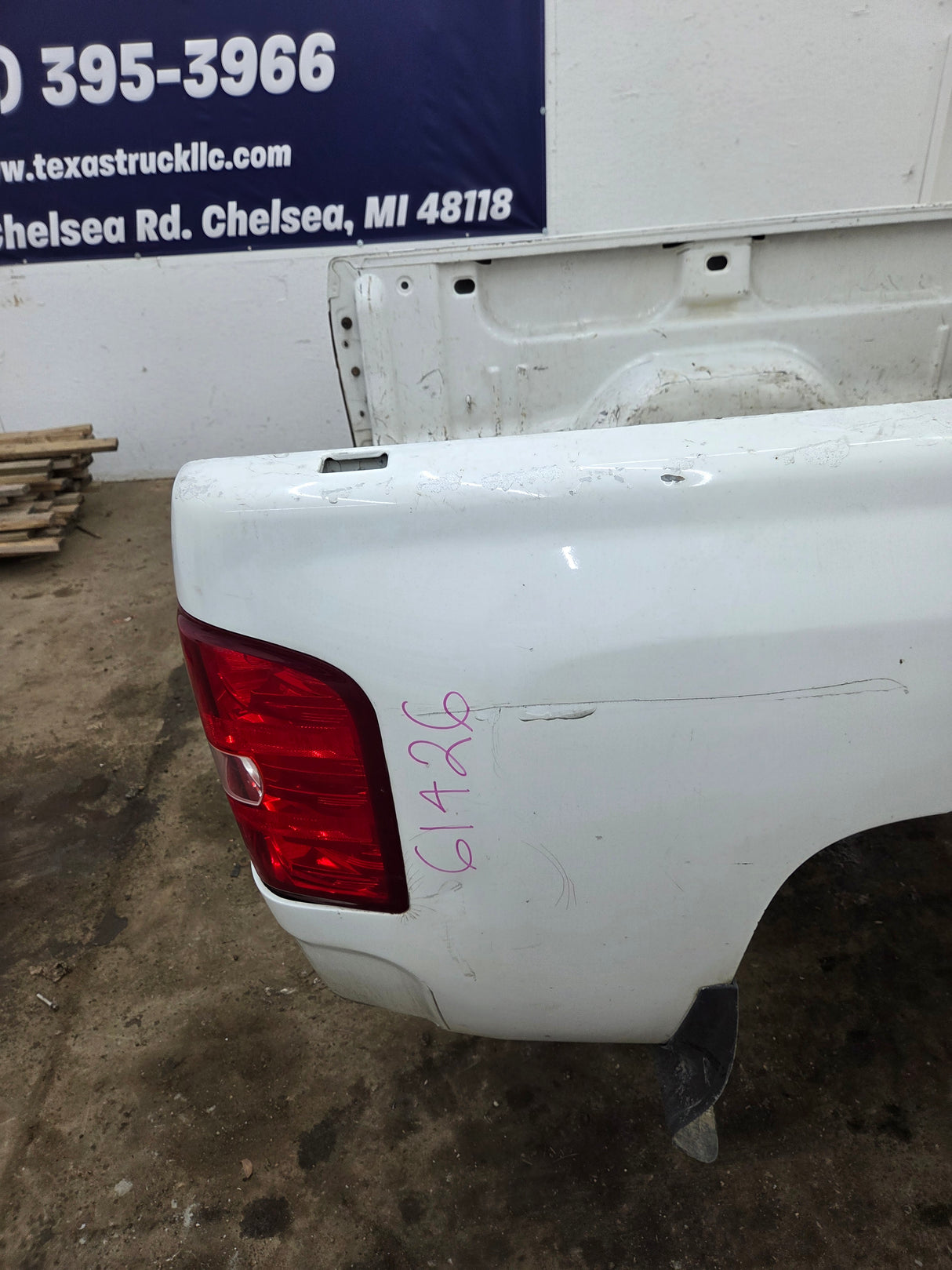 2007-2013 Chevrolet Silverado 1500 2500 3500 HD 6' 6" Short Truck Bed