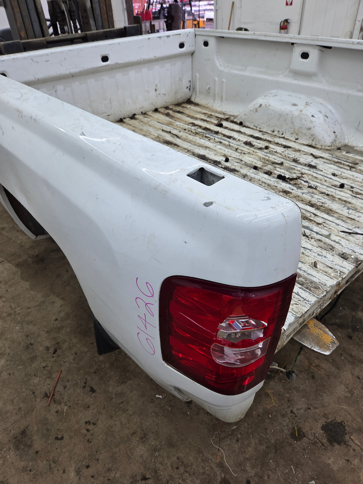 2007-2013 Chevrolet Silverado 1500 2500 3500 HD 6' 6" Short Truck Bed