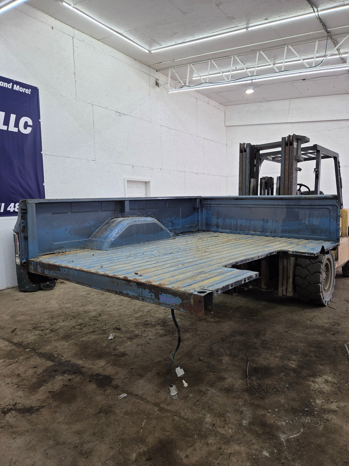 1979-1987 Chevrolet / GMC Square Body 8' Long Bed C10 C15 C20 C25 C35 K10 K15 K20 K25 K35