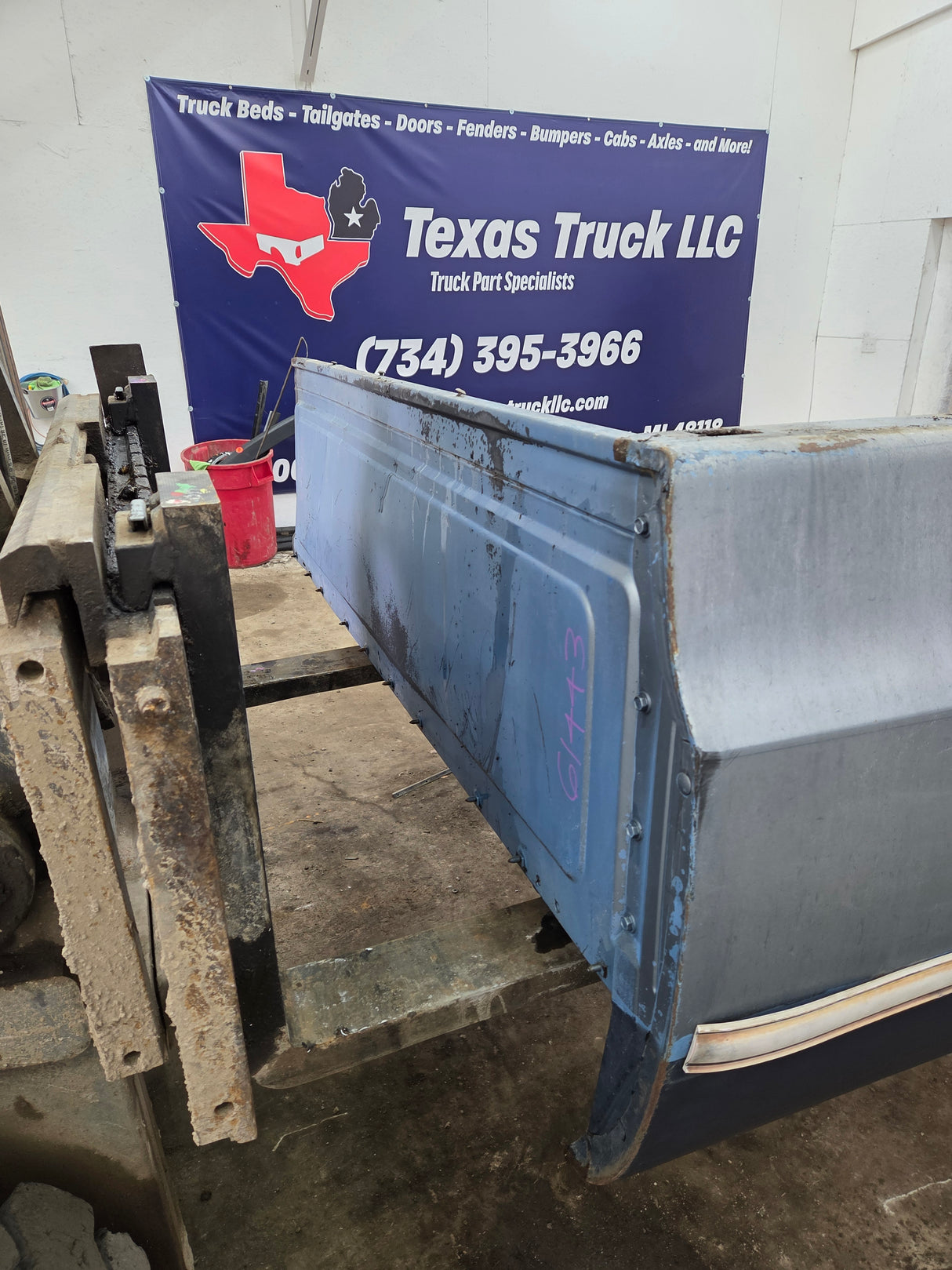 1979-1987 Chevrolet / GMC Square Body 8' Long Bed C10 C15 C20 C25 C35 K10 K15 K20 K25 K35