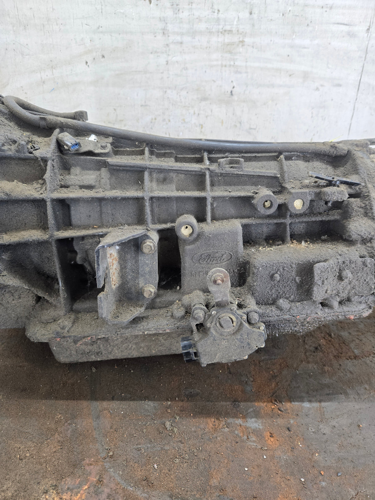 1999-2003 7.3L Power Stroke 2wd 4r100 Automatic Transmission Ford Pickup F250 F350 F450 F550