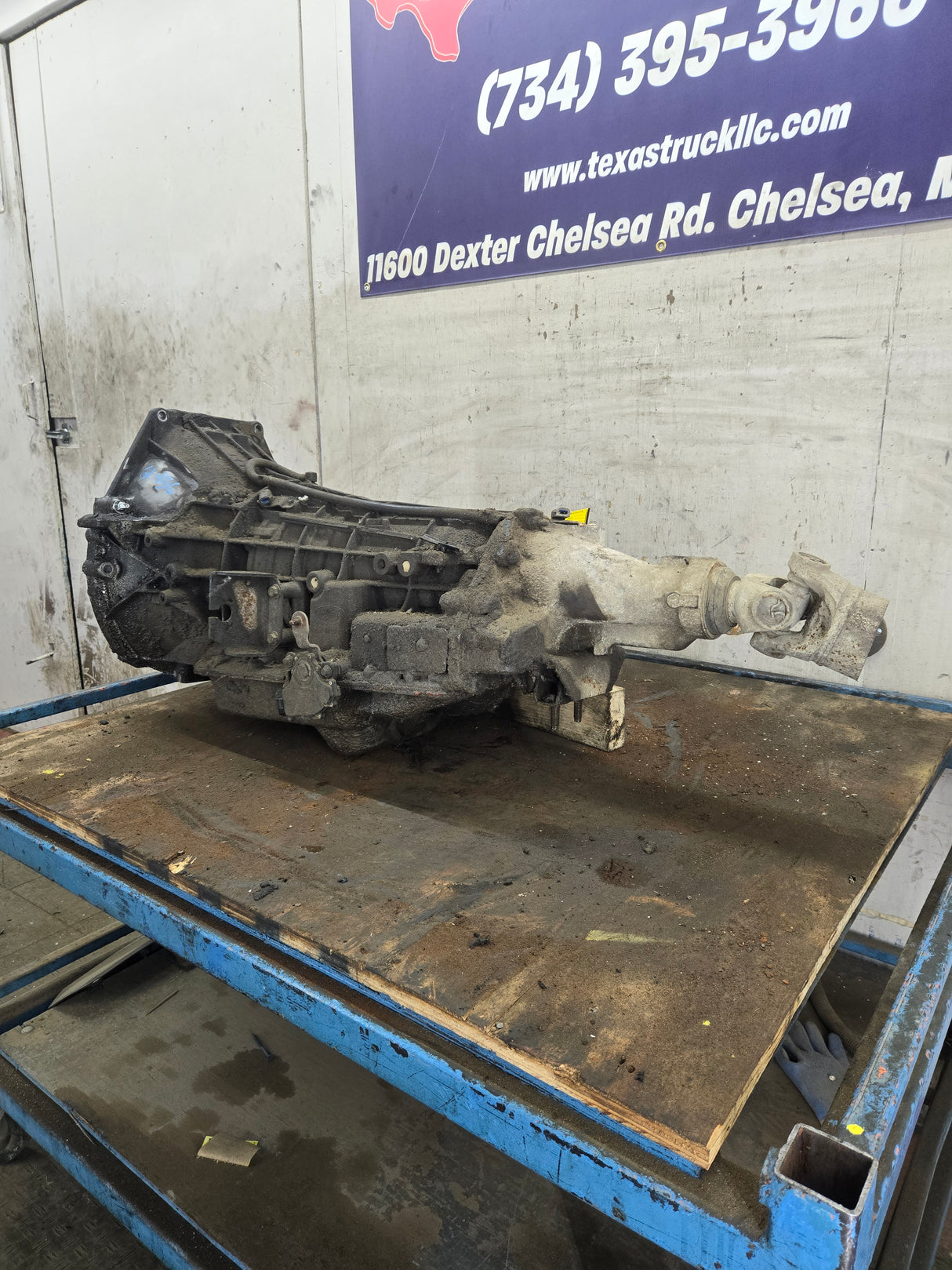 1999-2003 7.3L Power Stroke 2wd 4r100 Automatic Transmission Ford Pickup F250 F350 F450 F550
