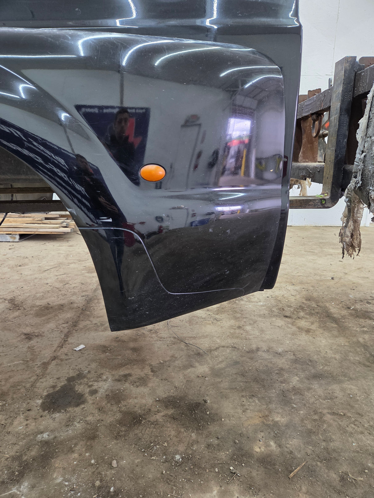 1999-2010 Ford Super Duty F250 F350 6' 9" Dually Short Truck Bed