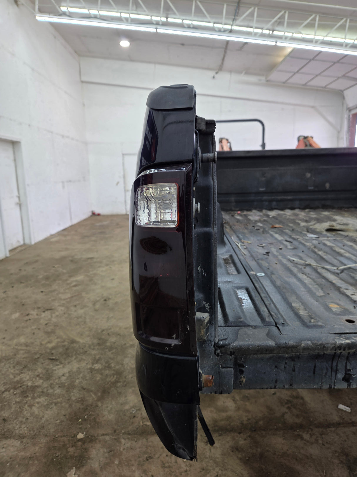1999-2010 Ford Super Duty F250 F350 6' 9" Dually Short Truck Bed