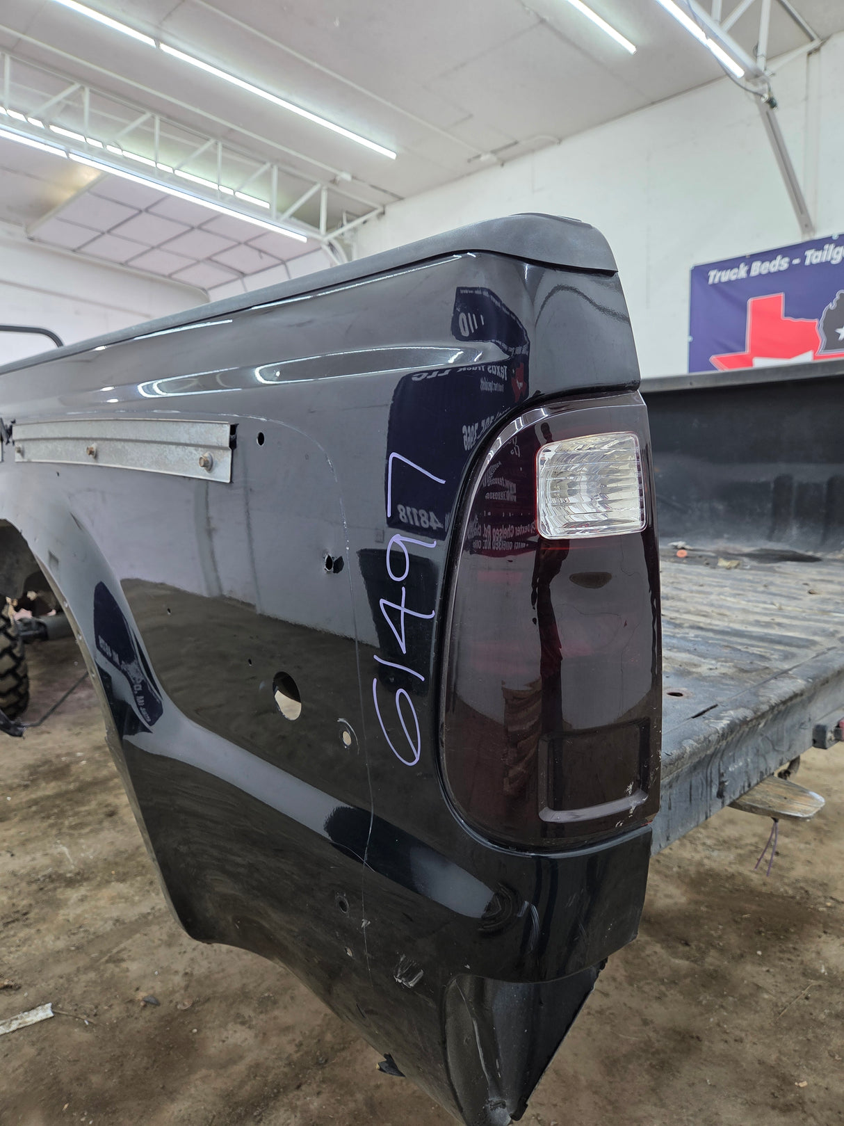 1999-2010 Ford Super Duty F250 F350 6' 9" Dually Short Truck Bed
