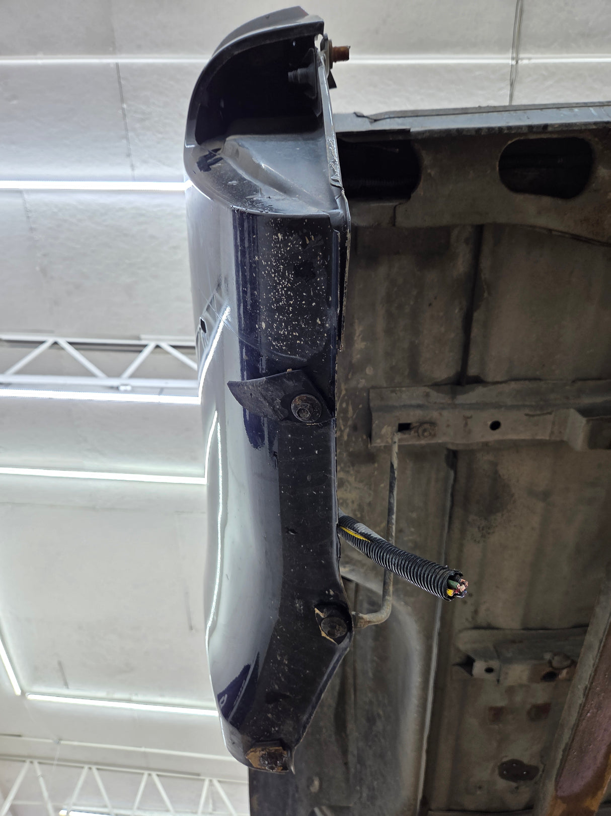 1999-2010 Ford Super Duty F250 F350 6' 9" Dually Short Truck Bed