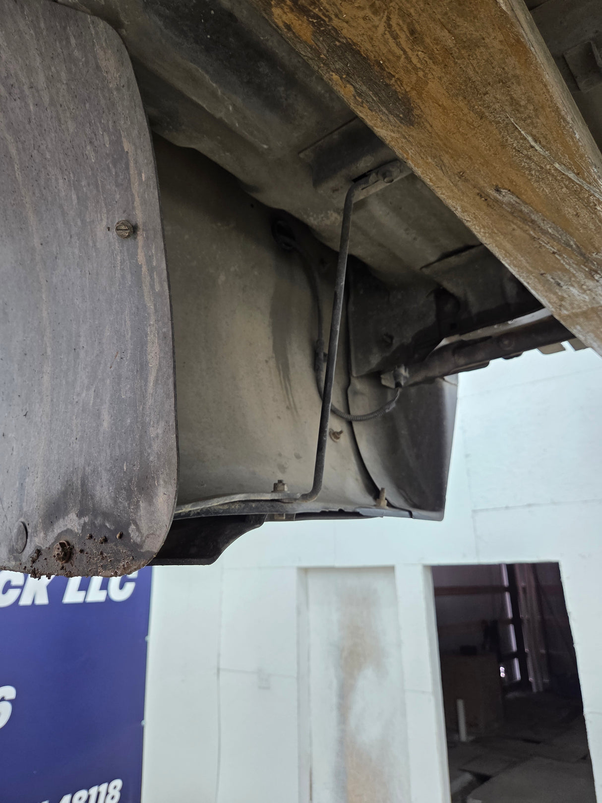 1999-2010 Ford Super Duty F250 F350 6' 9" Dually Short Truck Bed