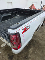 1999-2007 Chevrolet Silverado / GMC Sierra 1500 2500HD 3500HD 6' 6" Short Truck Bed