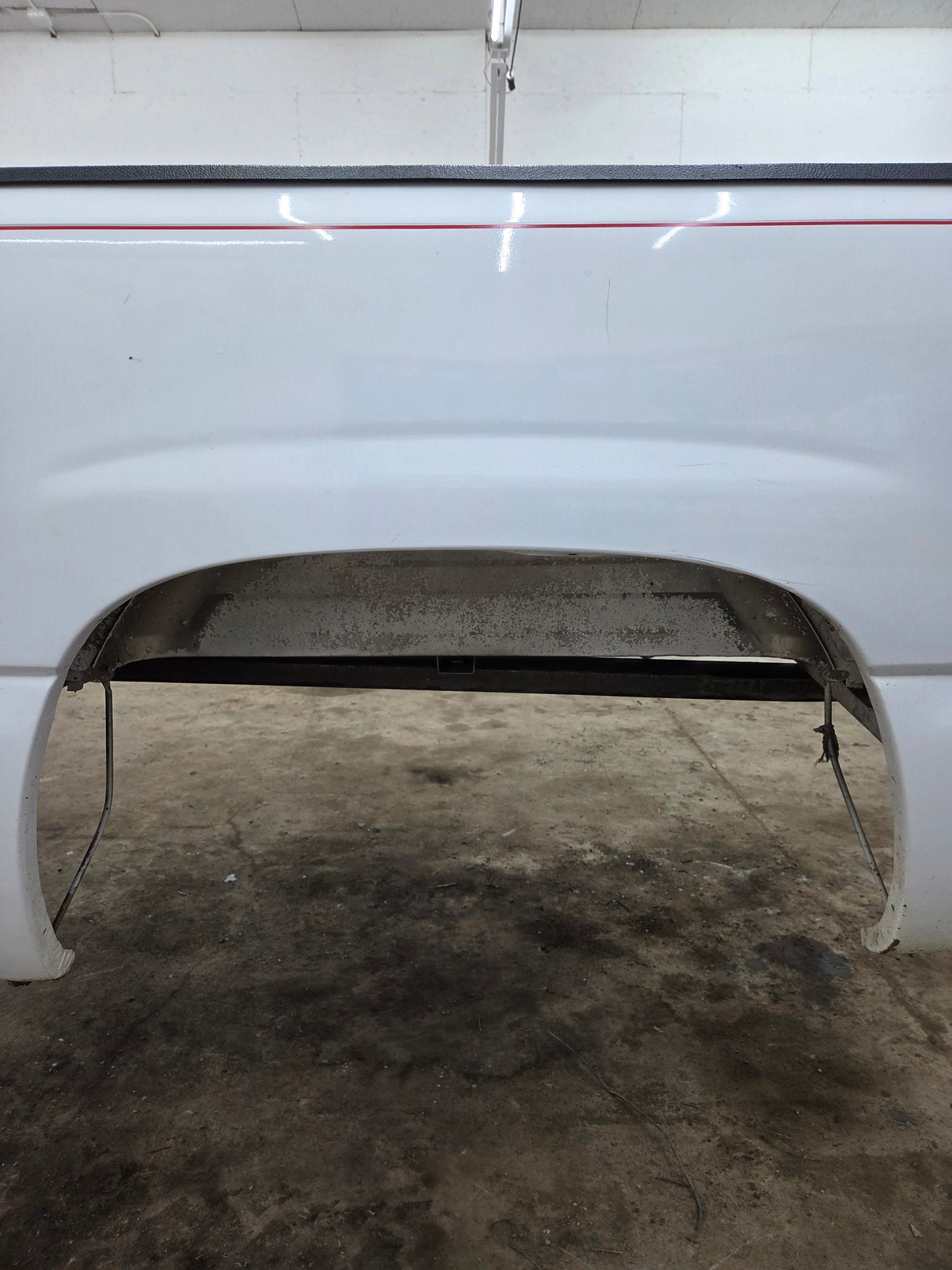 1999-2007 Chevrolet Silverado / GMC Sierra 1500 2500HD 3500HD 6' 6" Short Truck Bed