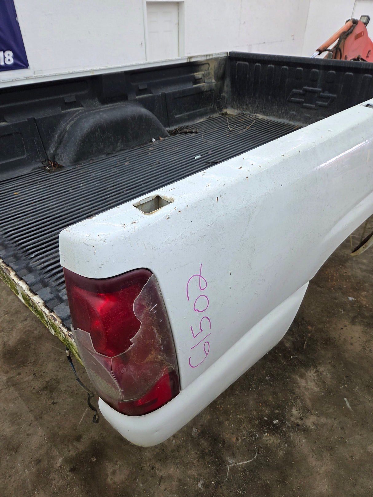 1999-2007 Chevrolet Silverado / GMC Sierra 1500 2500 3500 HD 8' Long Bed Truck Bed