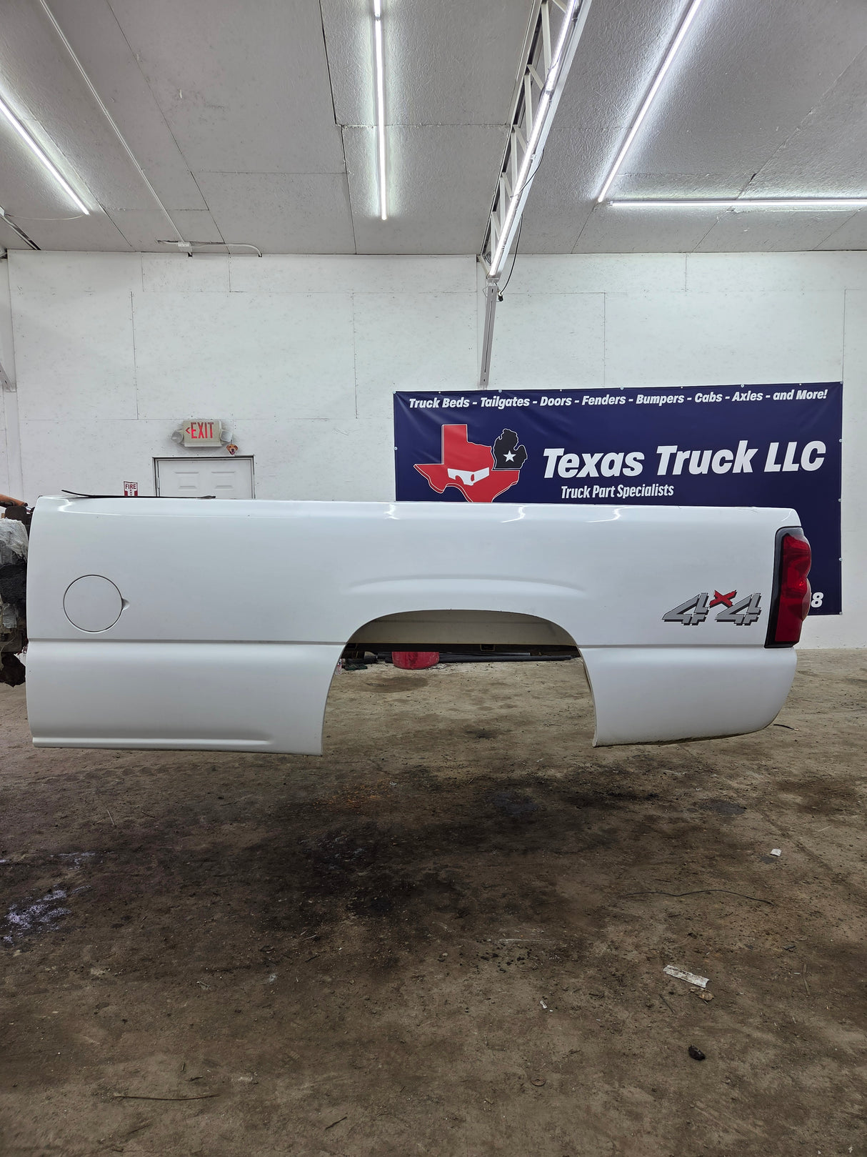 1999-2007 Chevrolet Silverado / GMC Sierra 1500 2500 3500 HD 8' Long Bed Truck Bed