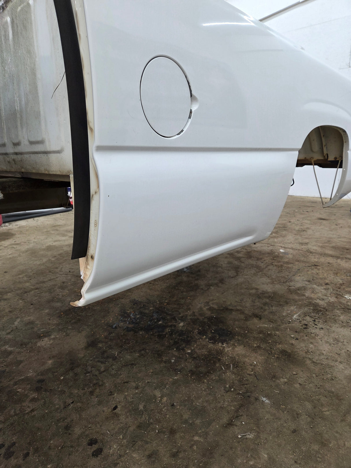 1999-2007 Chevrolet Silverado / GMC Sierra 1500 2500 3500 HD 8' Long Bed Truck Bed