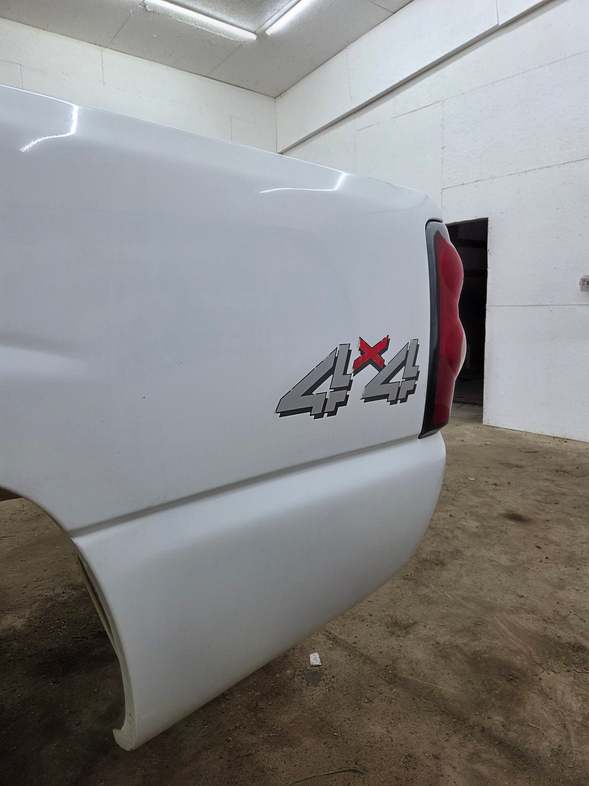 1999-2007 Chevrolet Silverado / GMC Sierra 1500 2500 3500 HD 8' Long Bed Truck Bed
