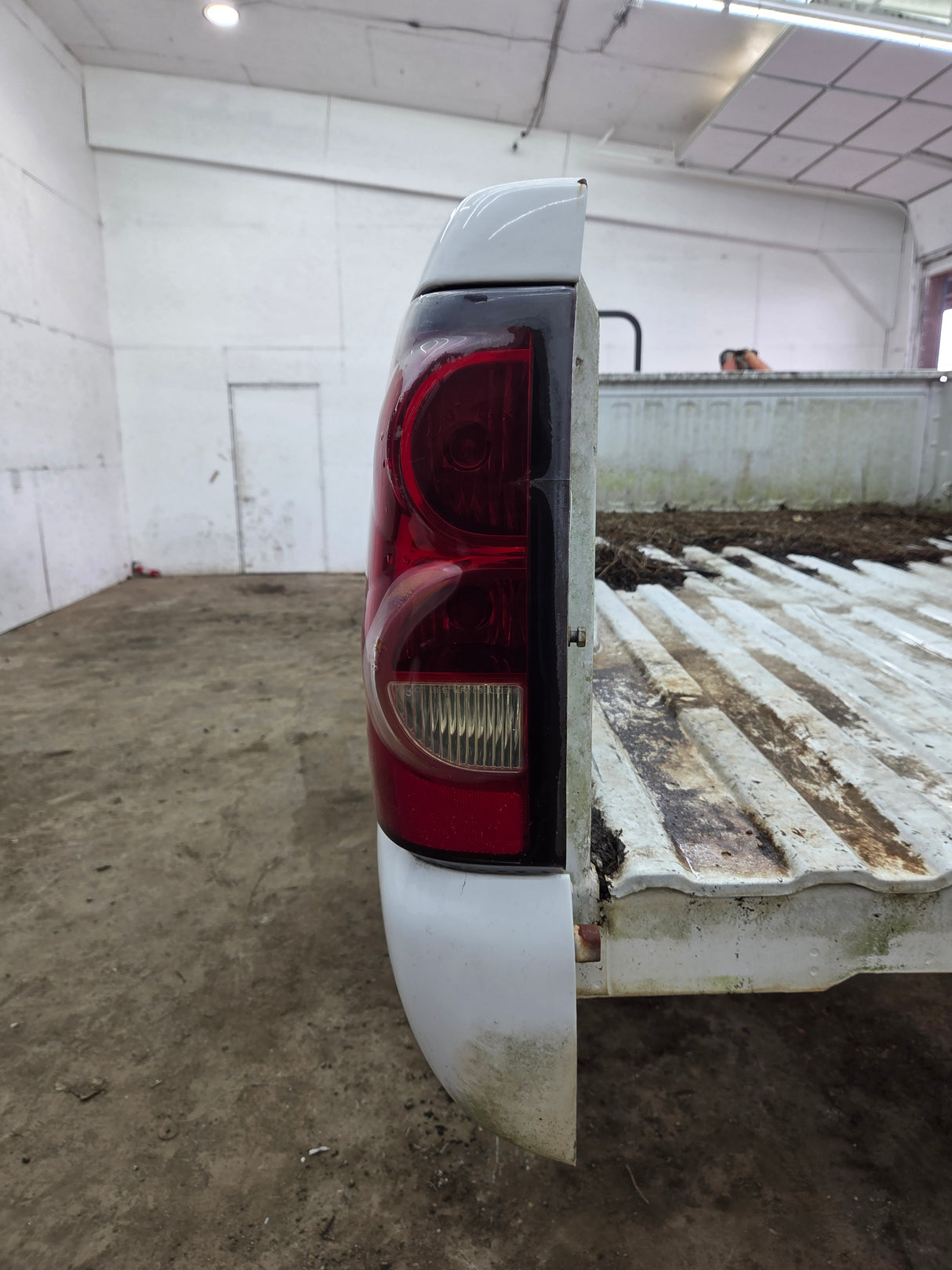 1999-2007 Chevrolet Silverado / GMC Sierra 1500 2500 3500 HD 8' Long Bed Truck Bed