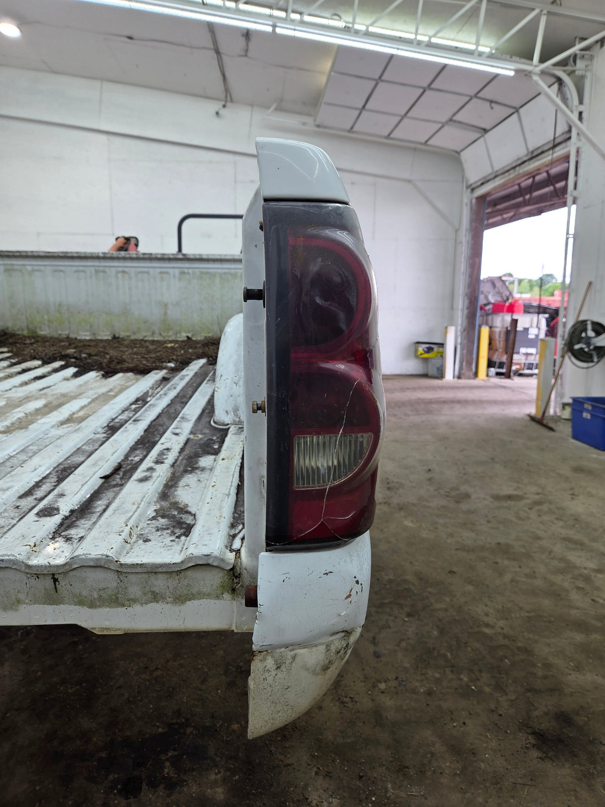 1999-2007 Chevrolet Silverado / GMC Sierra 1500 2500 3500 HD 8' Long Bed Truck Bed