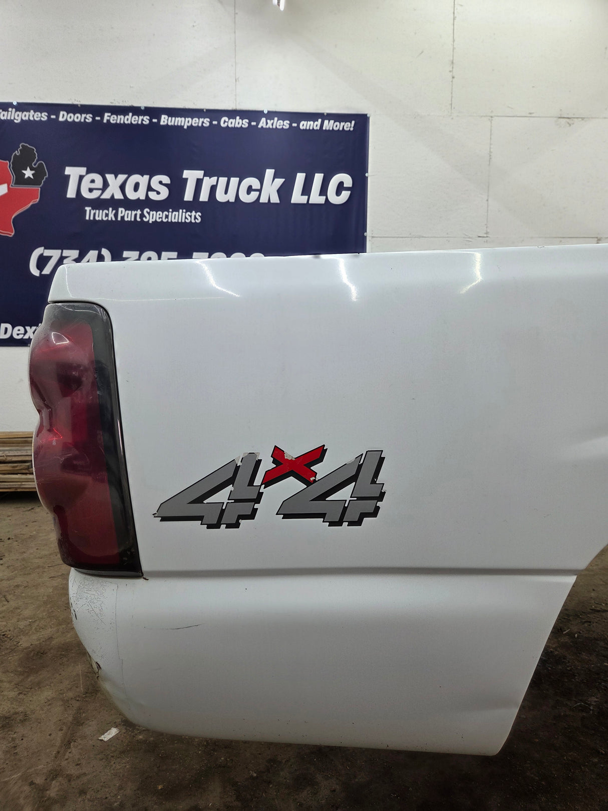 1999-2007 Chevrolet Silverado / GMC Sierra 1500 2500 3500 HD 8' Long Bed Truck Bed