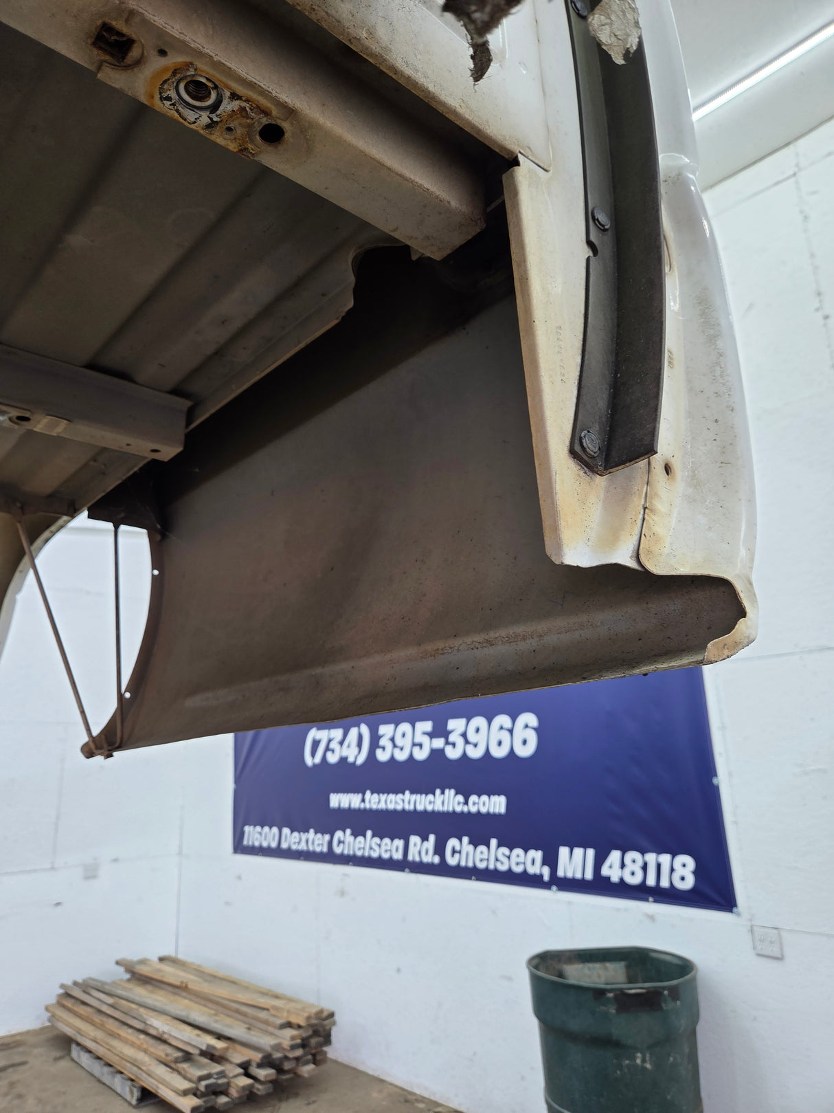1999-2007 Chevrolet Silverado / GMC Sierra 1500 2500 3500 HD 8' Long Bed Truck Bed