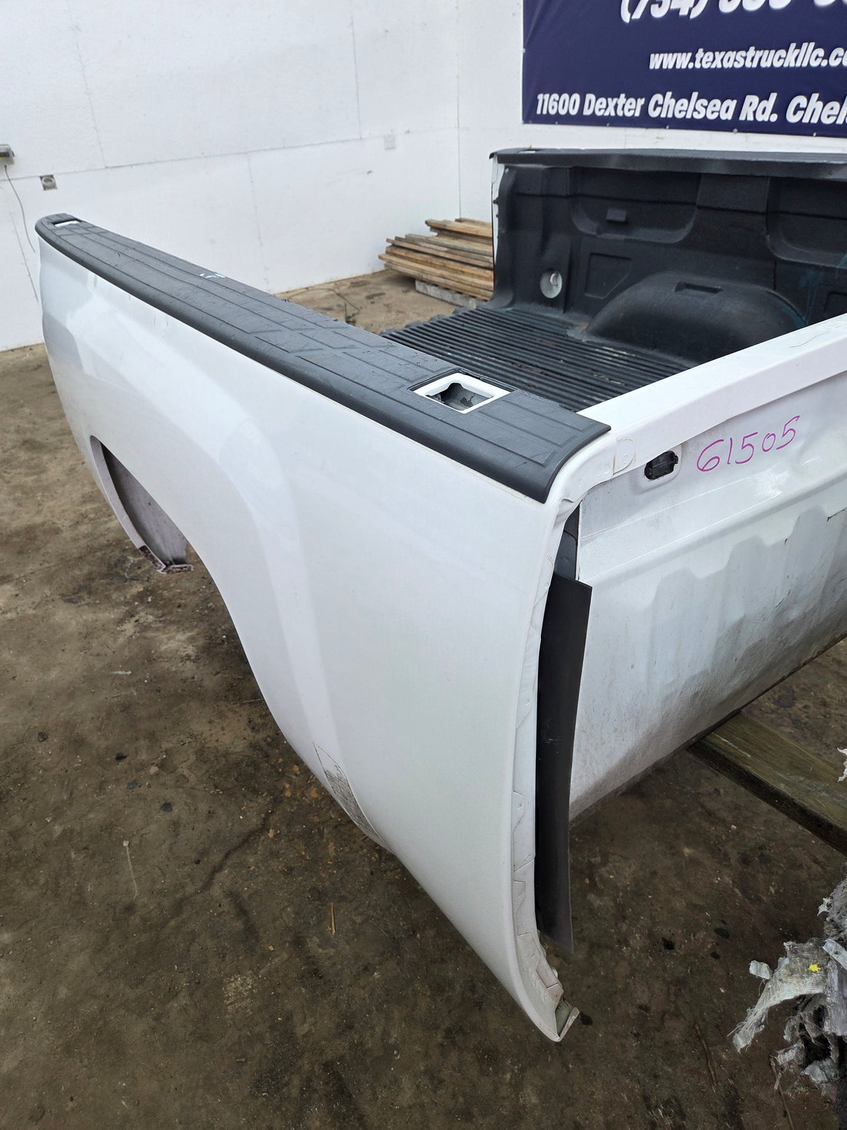 2007-2013 Chevrolet Silverado 1500 2500 3500 HD 6' 6" Short Truck Bed