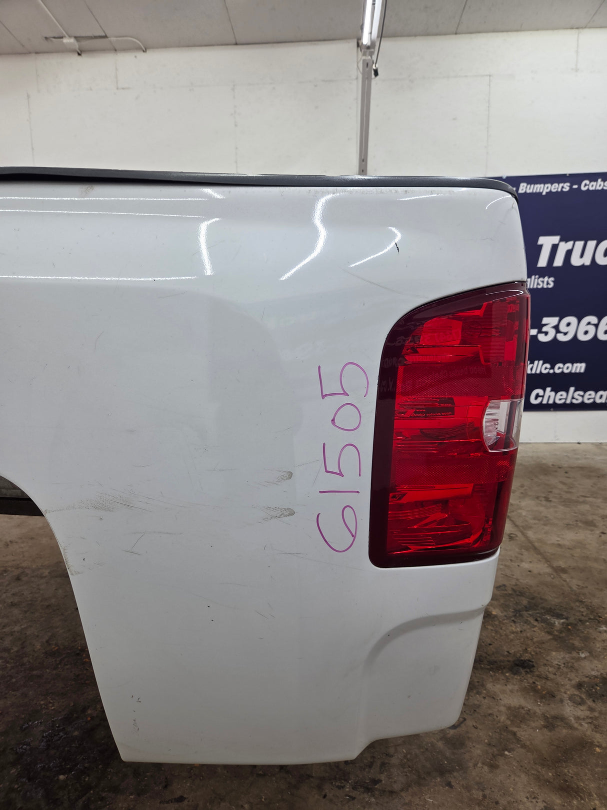 2007-2013 Chevrolet Silverado 1500 2500 3500 HD 6' 6" Short Truck Bed