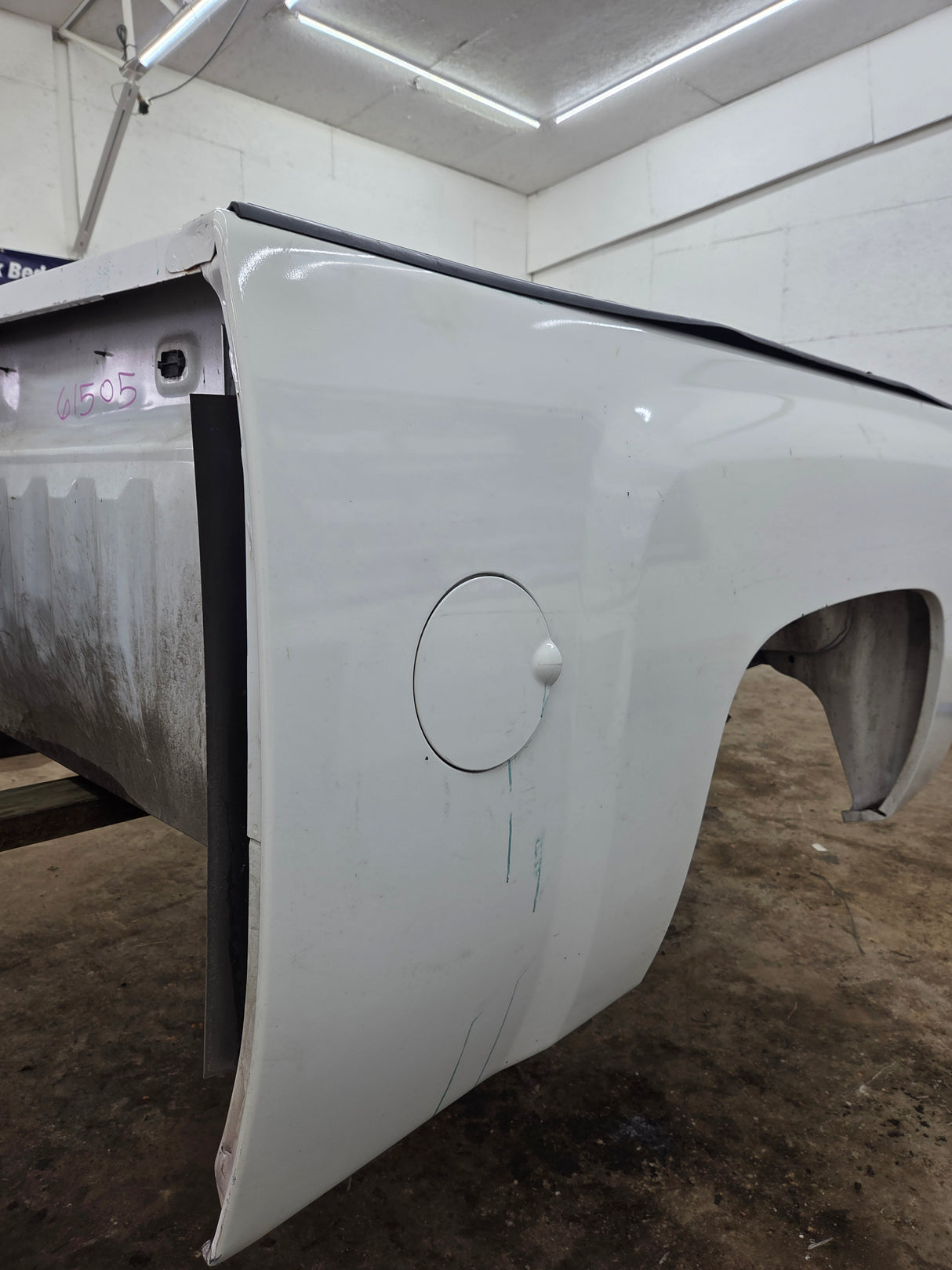 2007-2013 Chevrolet Silverado 1500 2500 3500 HD 6' 6" Short Truck Bed