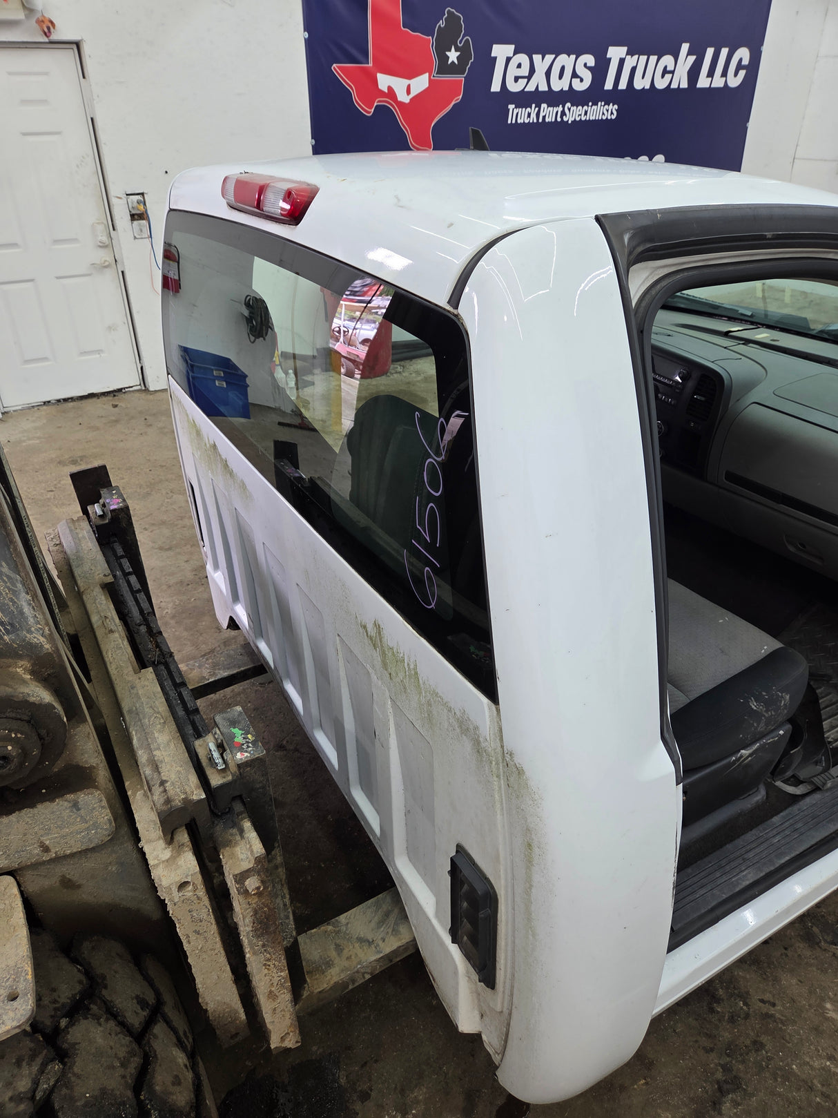 2007-2013 Chevrolet Silverado / GMC Sierra 1500 2500 3500 HD Regular Cab